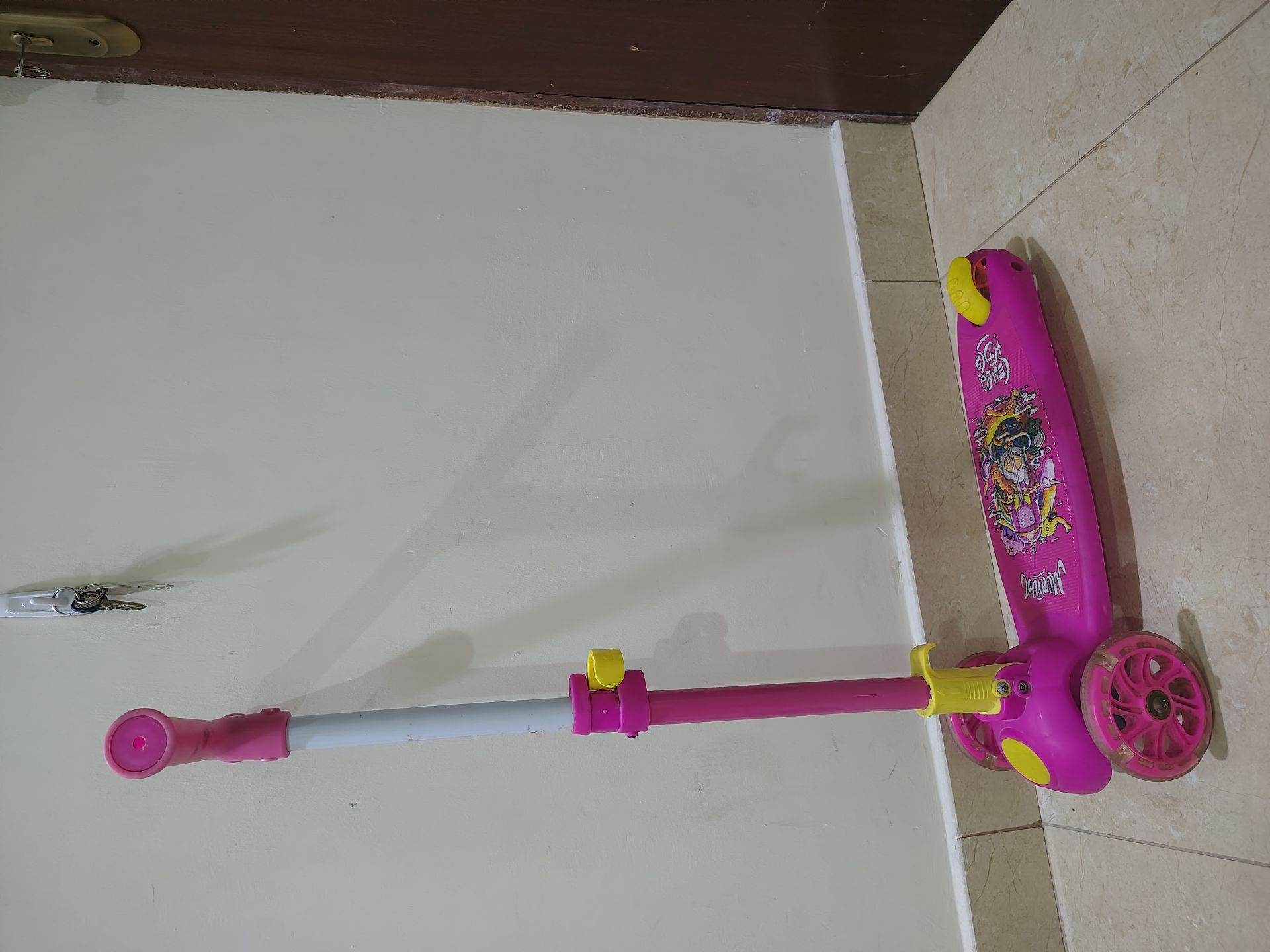 Skate scooter  - Image 2
