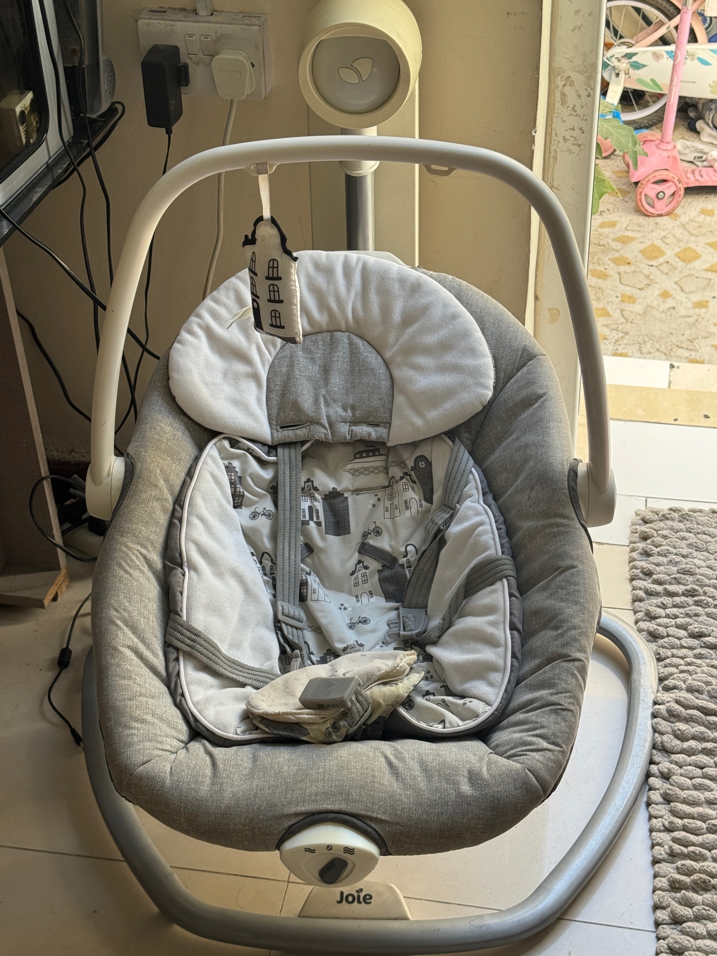 Electric Baby swing ( Joie ) - Image 2