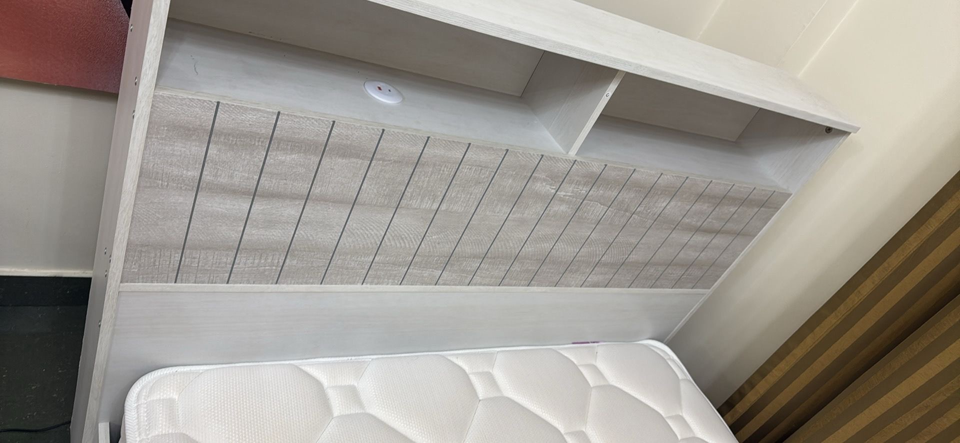 Bed  - Image 2
