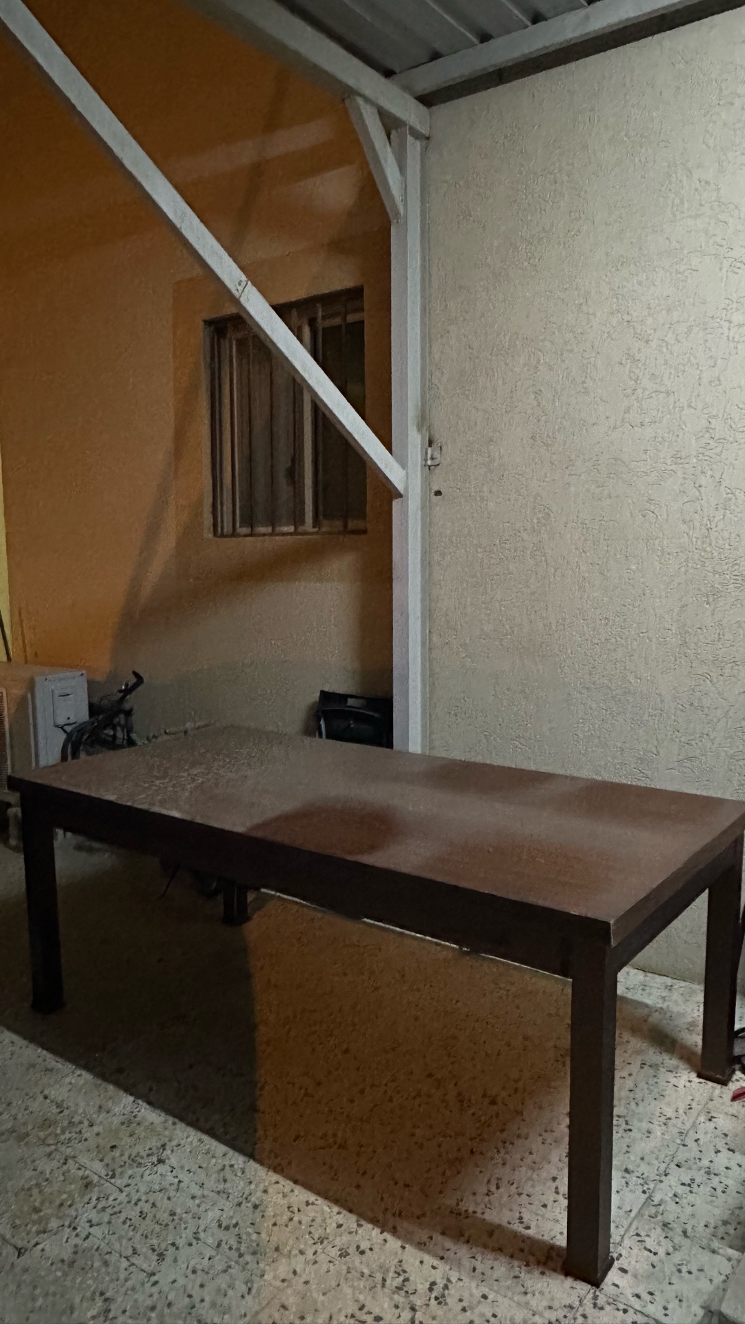 Dining table - Image 3