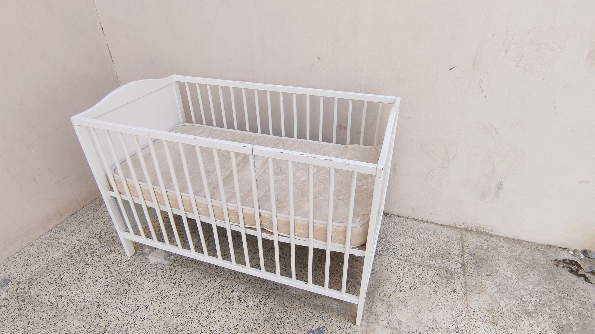 Baby Cradle - Steel  - Image 2