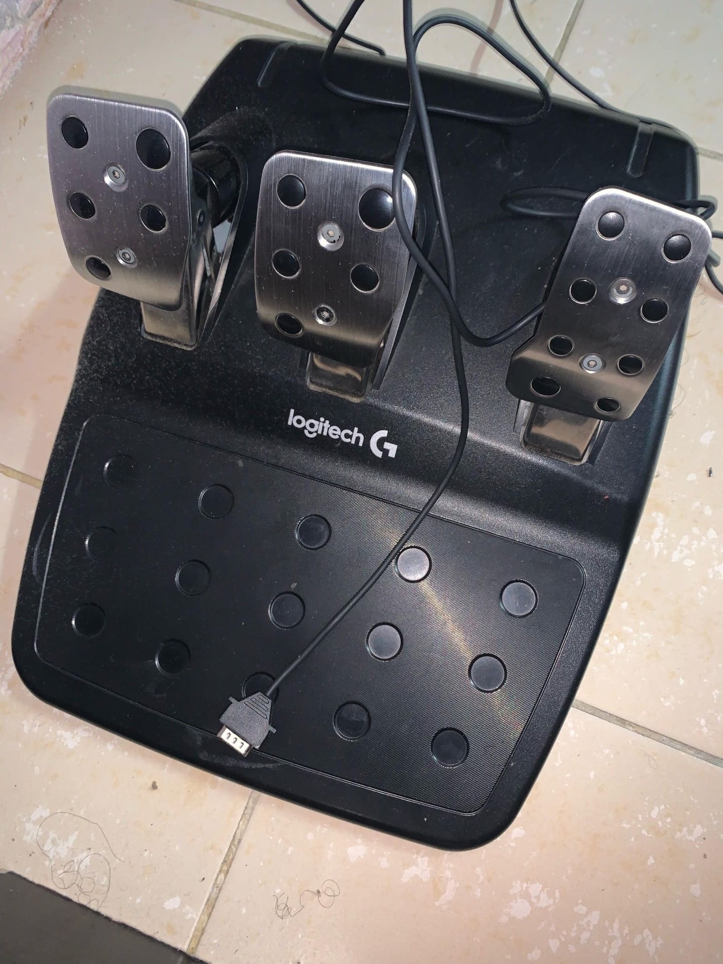 Logitech Steering wheel  - Image 3