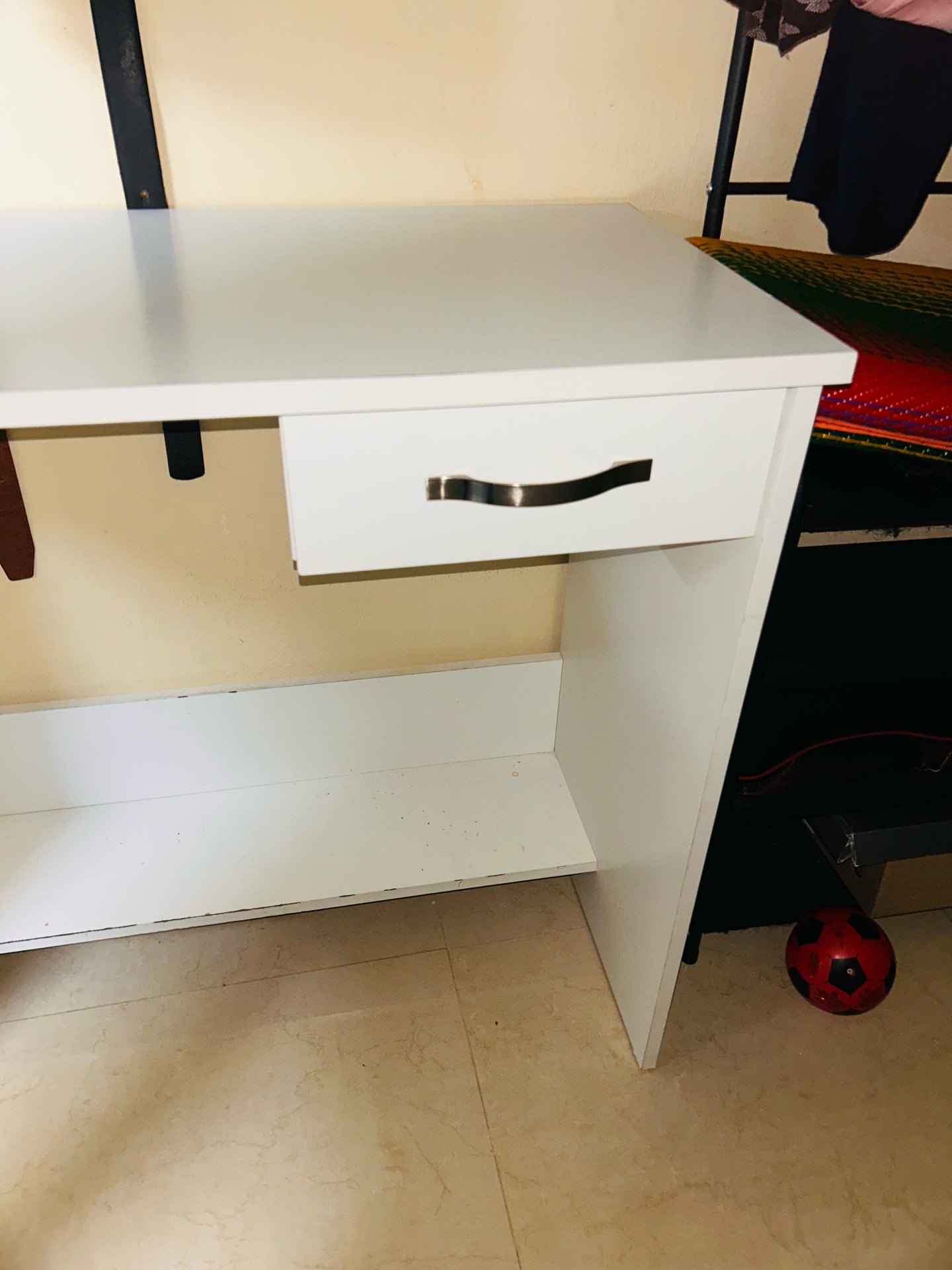 Office or home table and chair for sale - Image 4