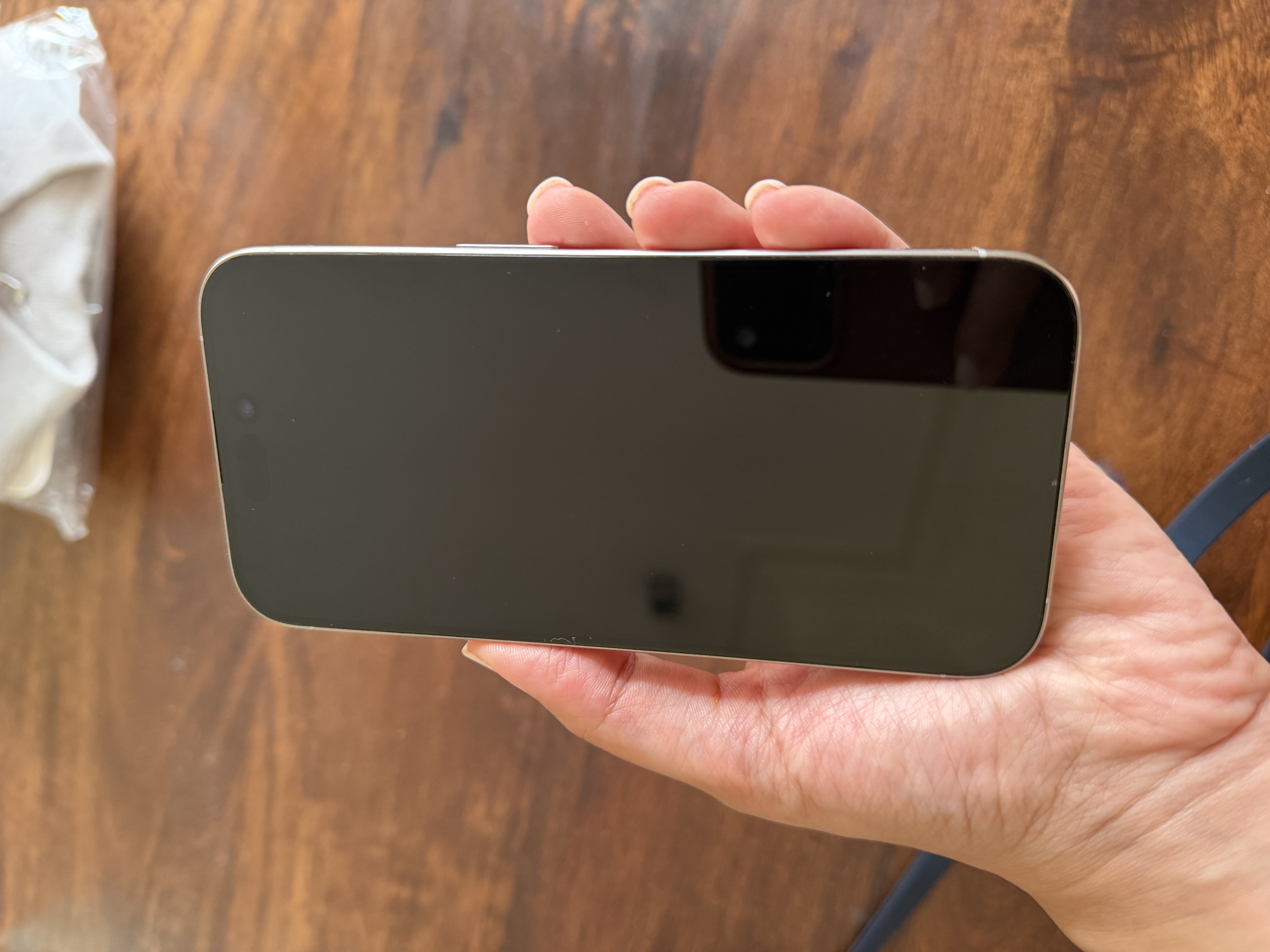 iPhone 15 Pro 128MB - Image 1