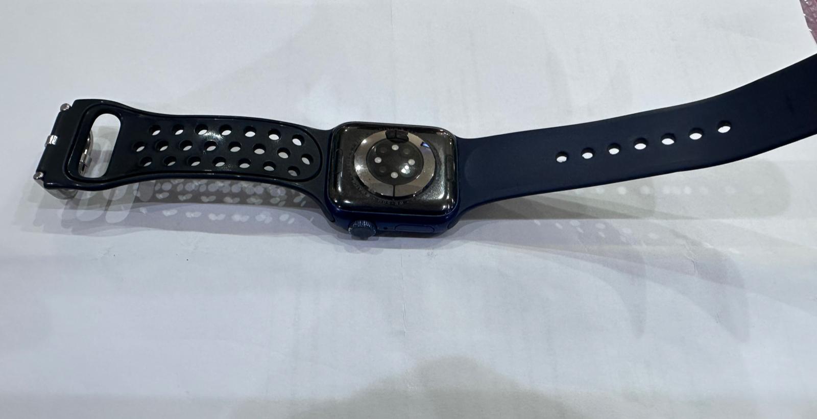 Apple watch series 6 40mm GPS blue color  - Image 2