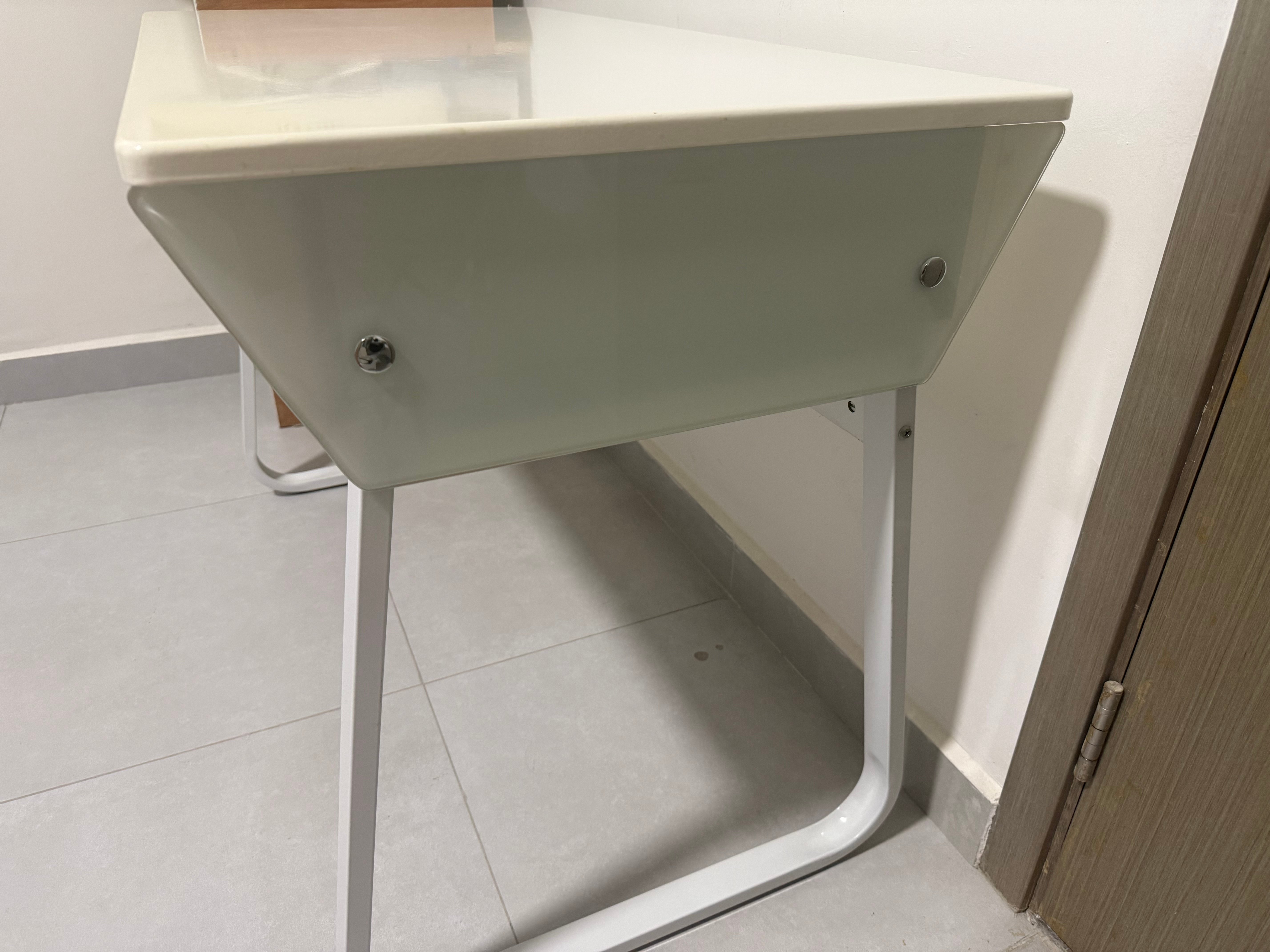 Desk 110x58 cms - Image 5