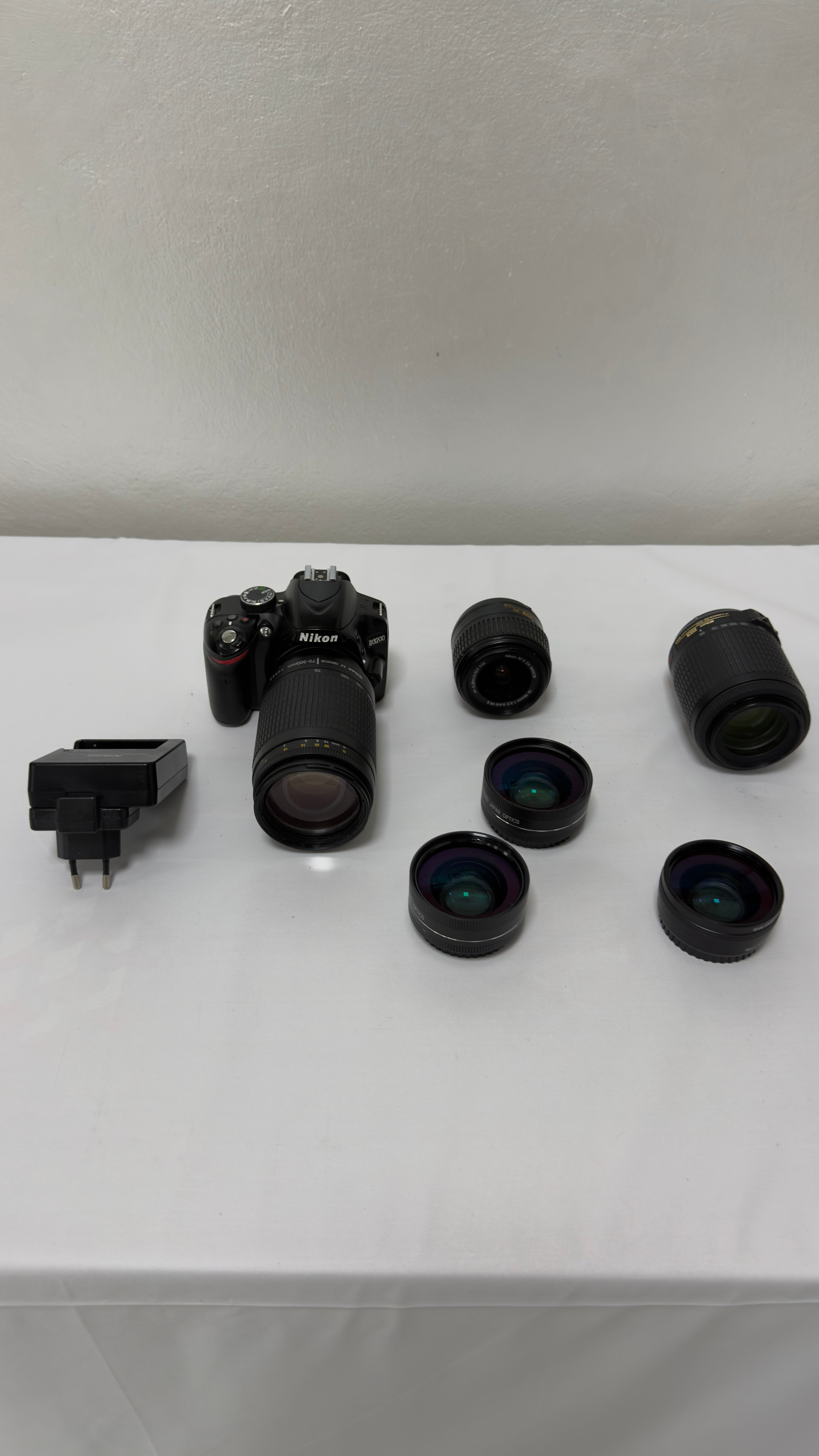 NIKON  - Image 2