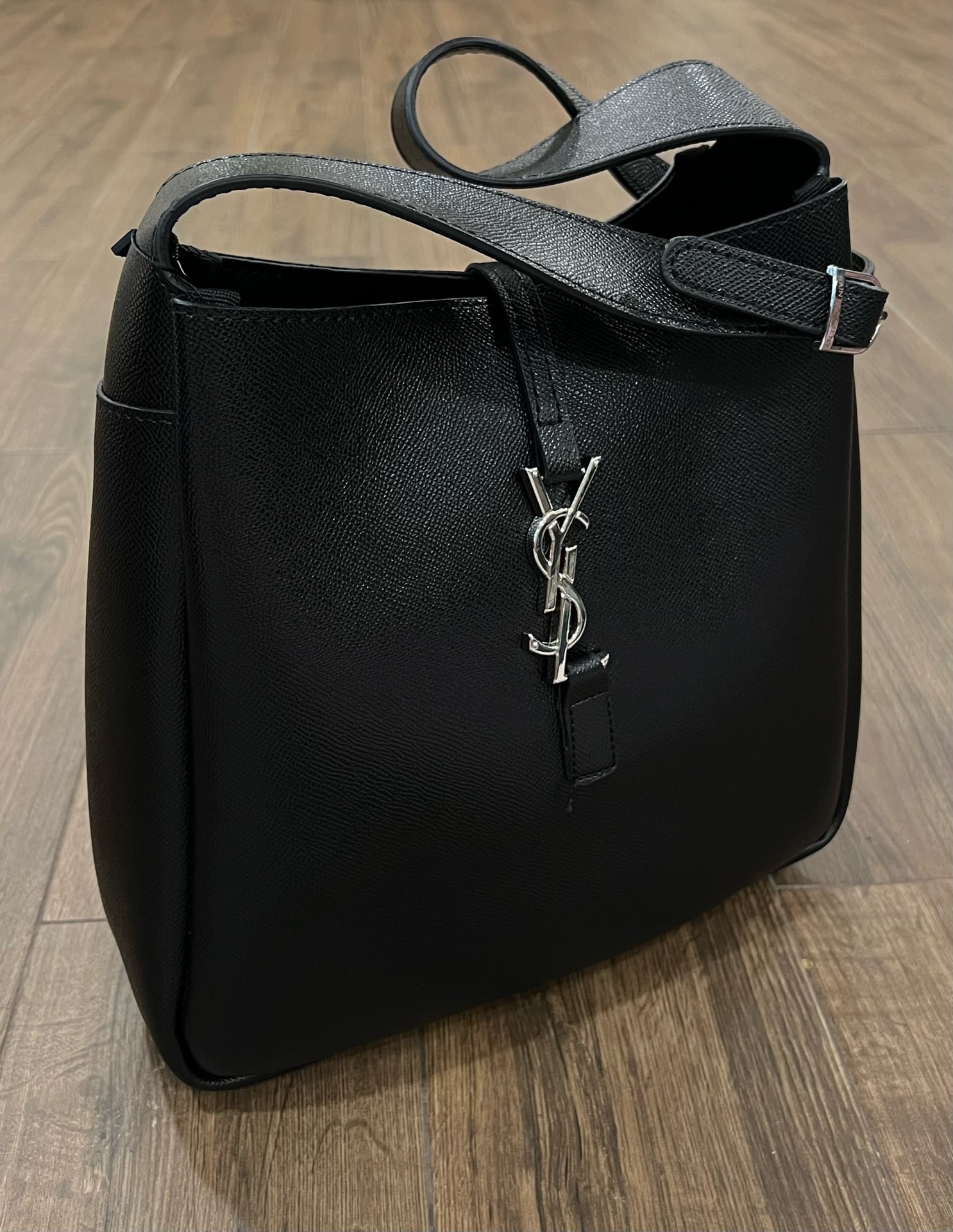 YSL bag for sale - Image 3