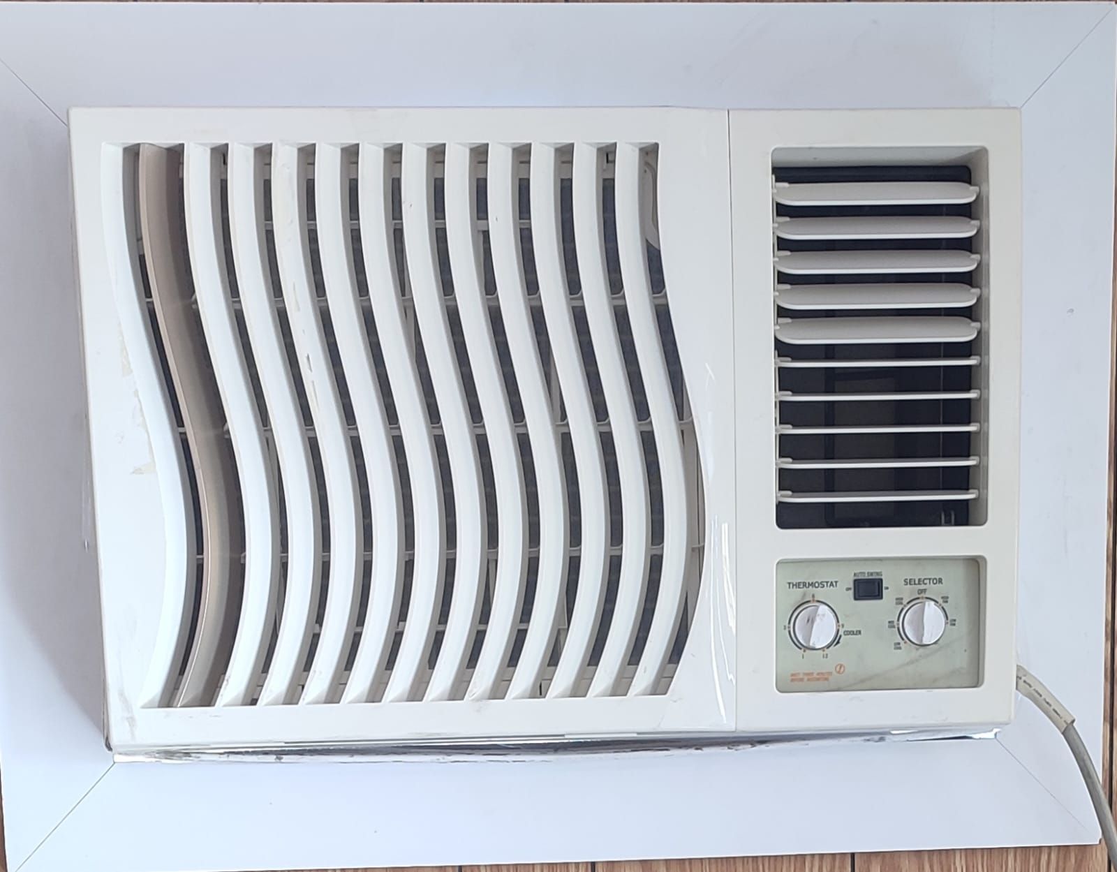 window AC for sale Dua Qatar - Image 8