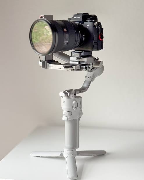 DJI RS4 mini - Camera Gimbal  - Image 4