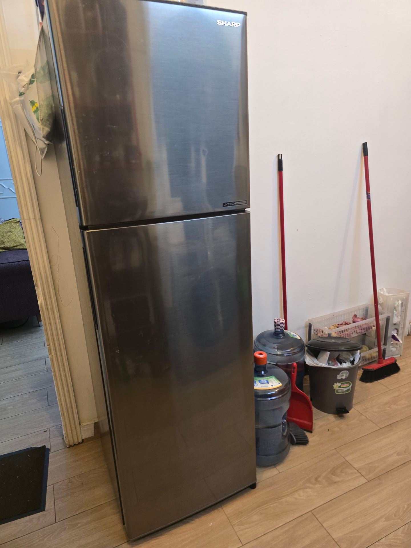Sharp Single Door Fridge  - Image 2