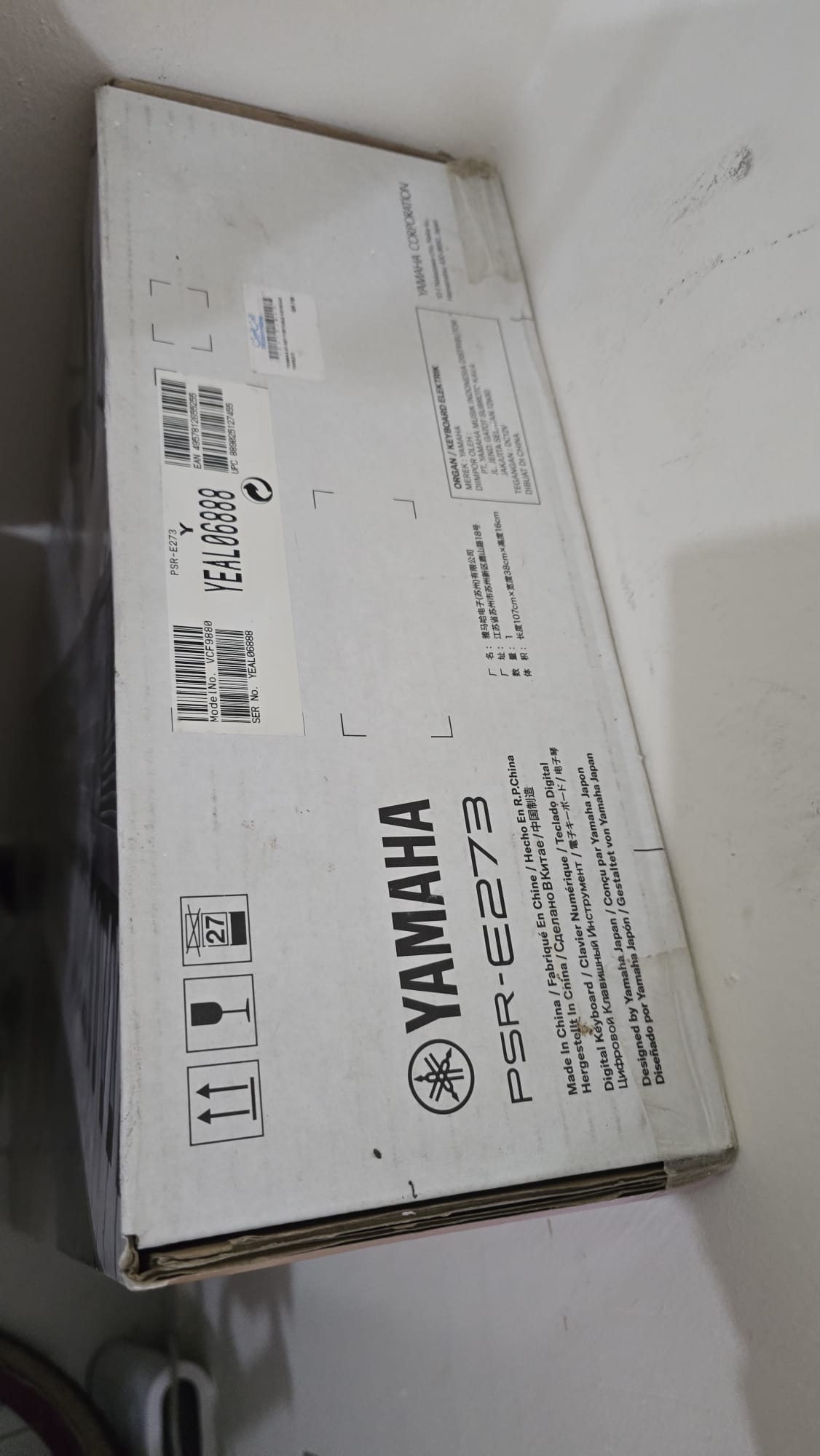 Yamaha Portable Keyboard PSR-E273 - Image 3