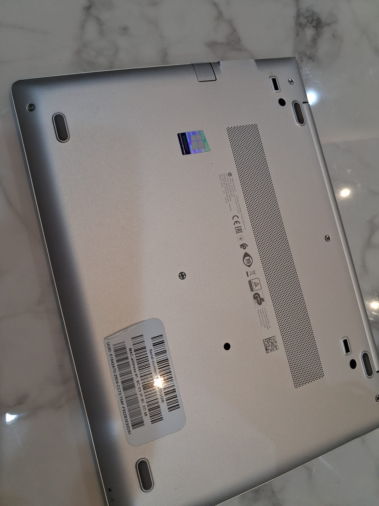 HP EliteBook 840 G5 - Core i5 8th Gen - Excellent Condition - Image 4