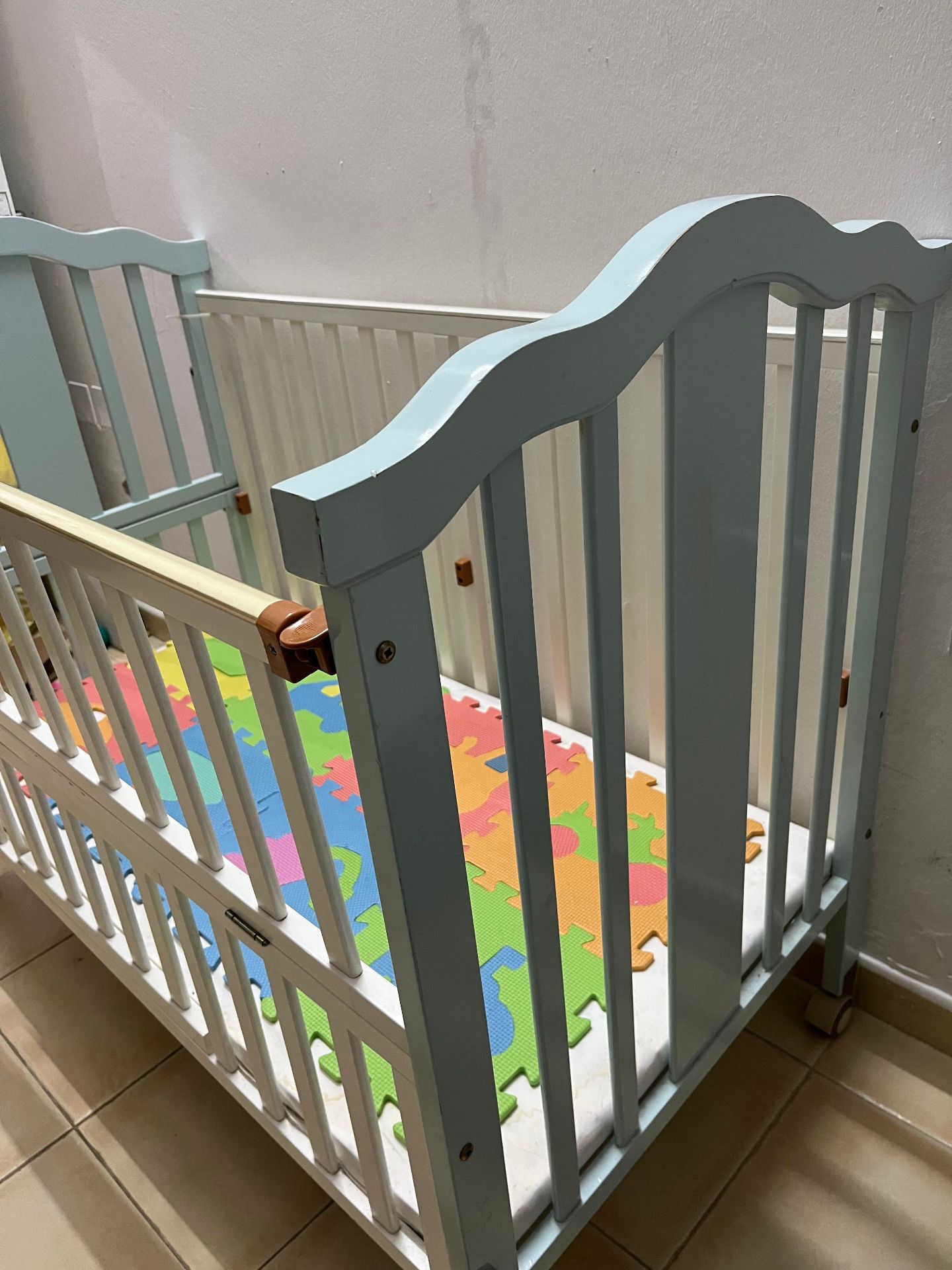 Baby Cot  - Image 3