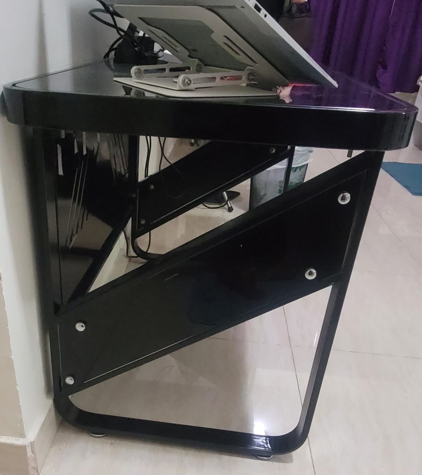 Modern Computer / Office Desk - Image 2