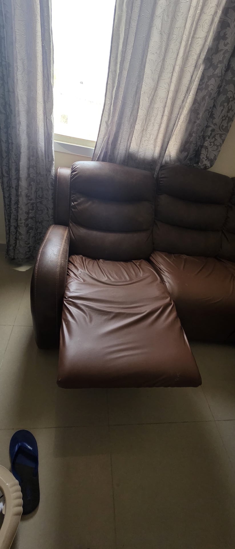 Recliner sofa - Image 2