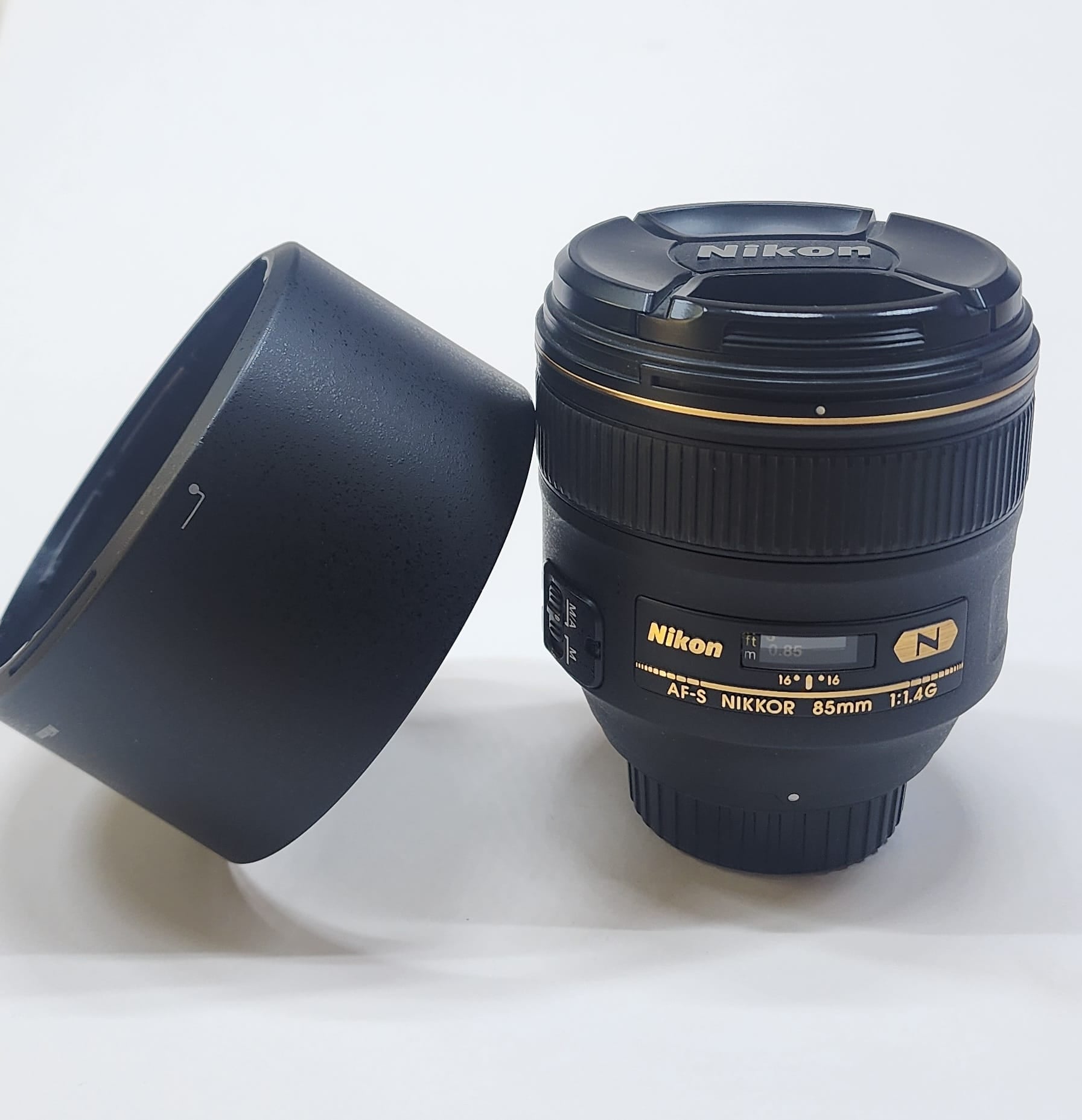 For sale Nikon AF-S NIKKOR 85mm f/1.4G Lens - Image 3