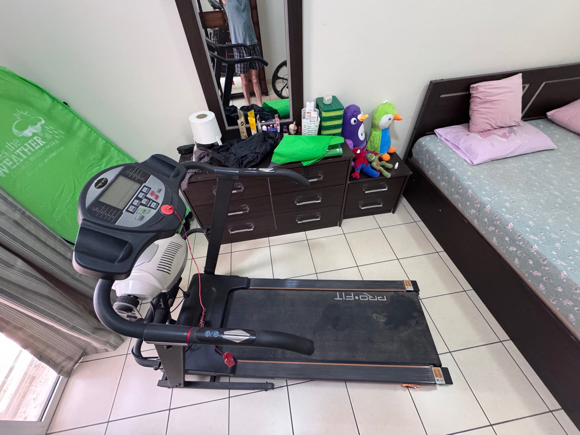 Treadmill with vibrator - Image 6
