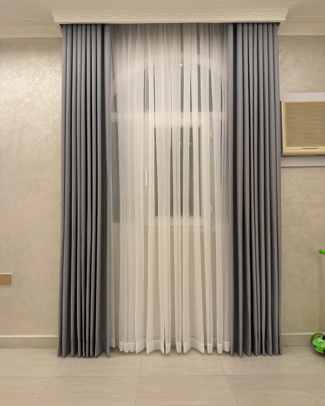 Brand New Curtains and Carpets for Home Decor - Image 6