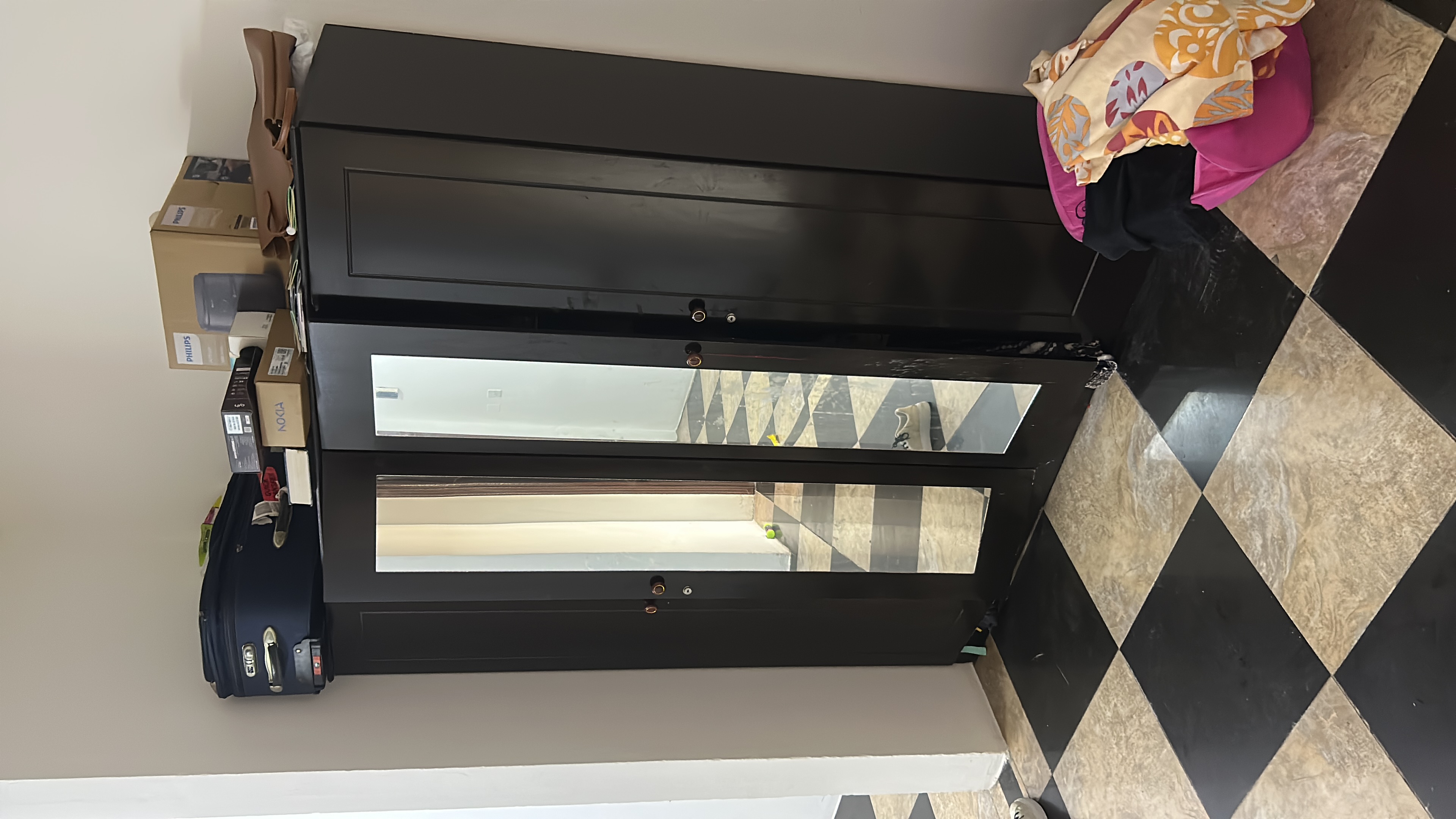 Wardrobe  - Image 3