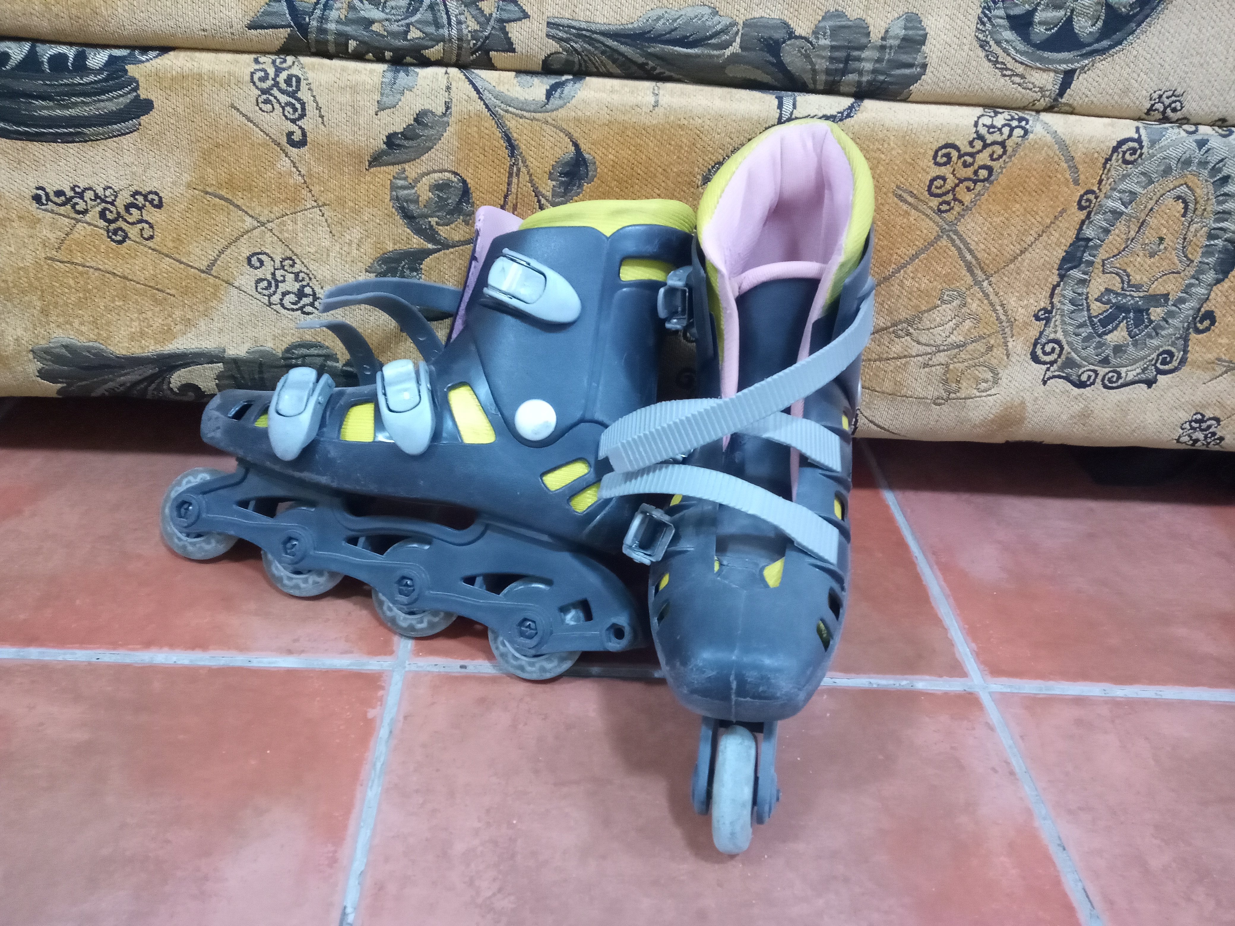 Skating shoes - Image 4
