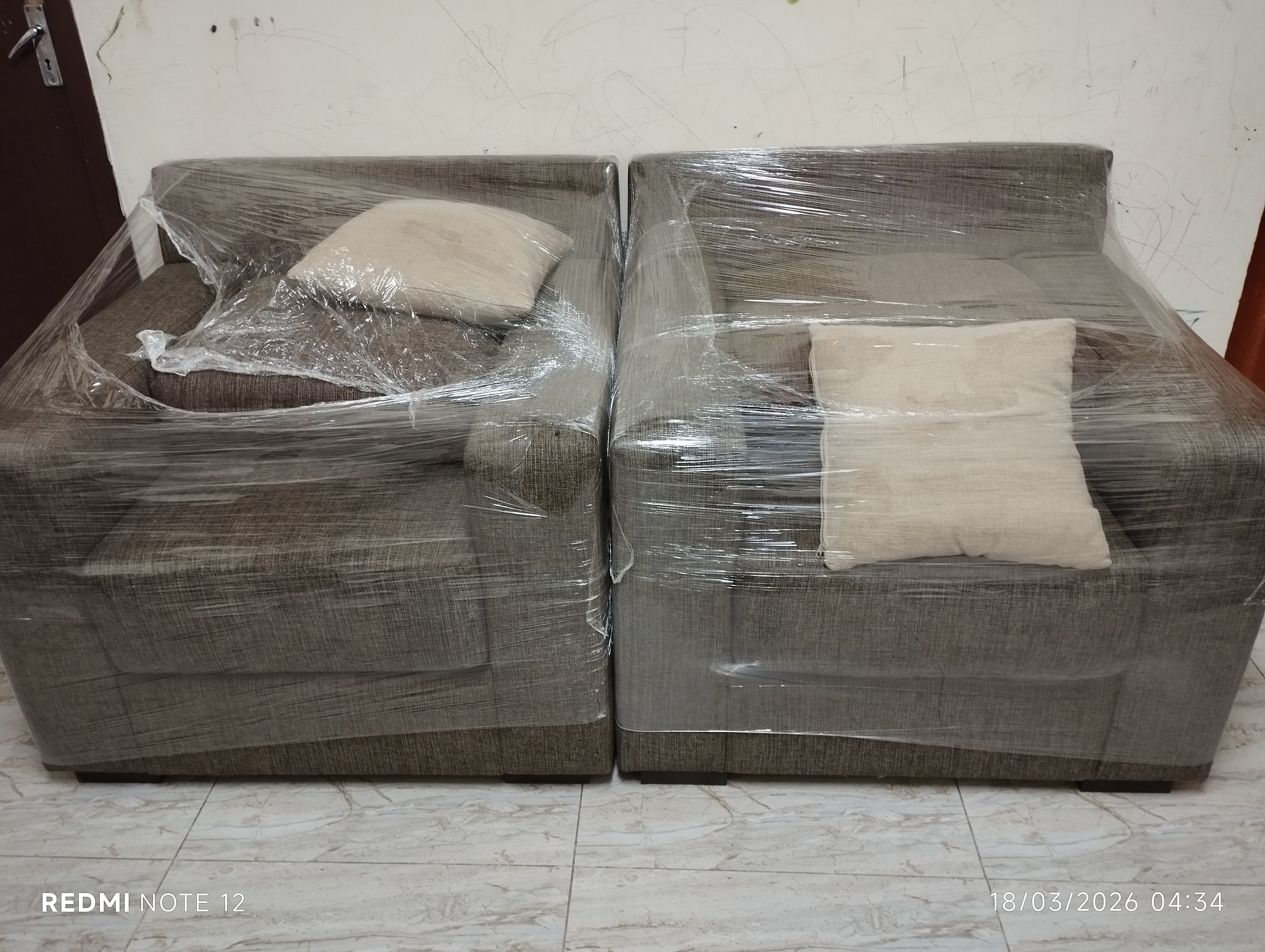 2 seater + 1 seater + 1 seater - Image 5