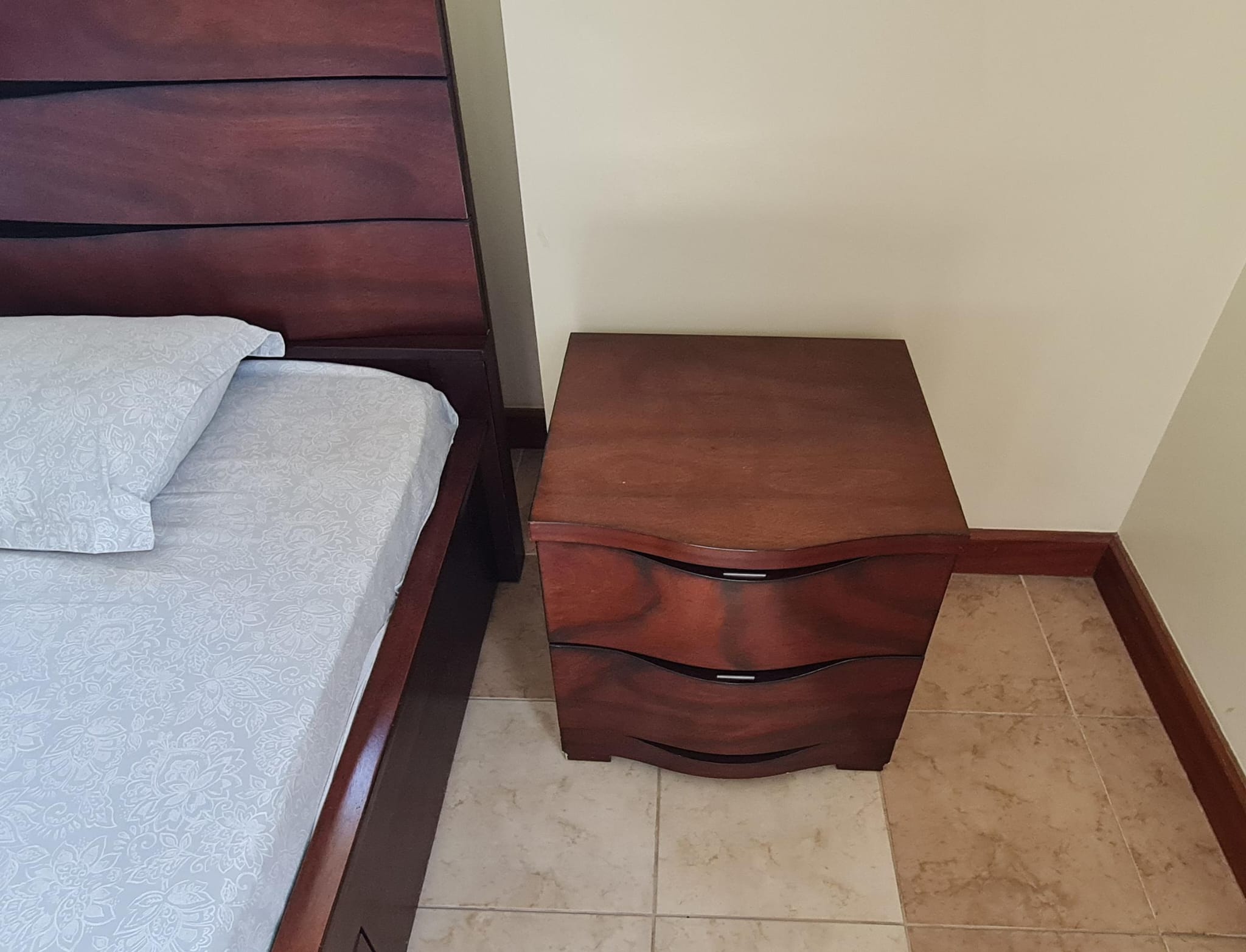 BEDROOM SET (Queen size Bed, Wardrobe and 2 Side tables) for SALE!! - Image 3