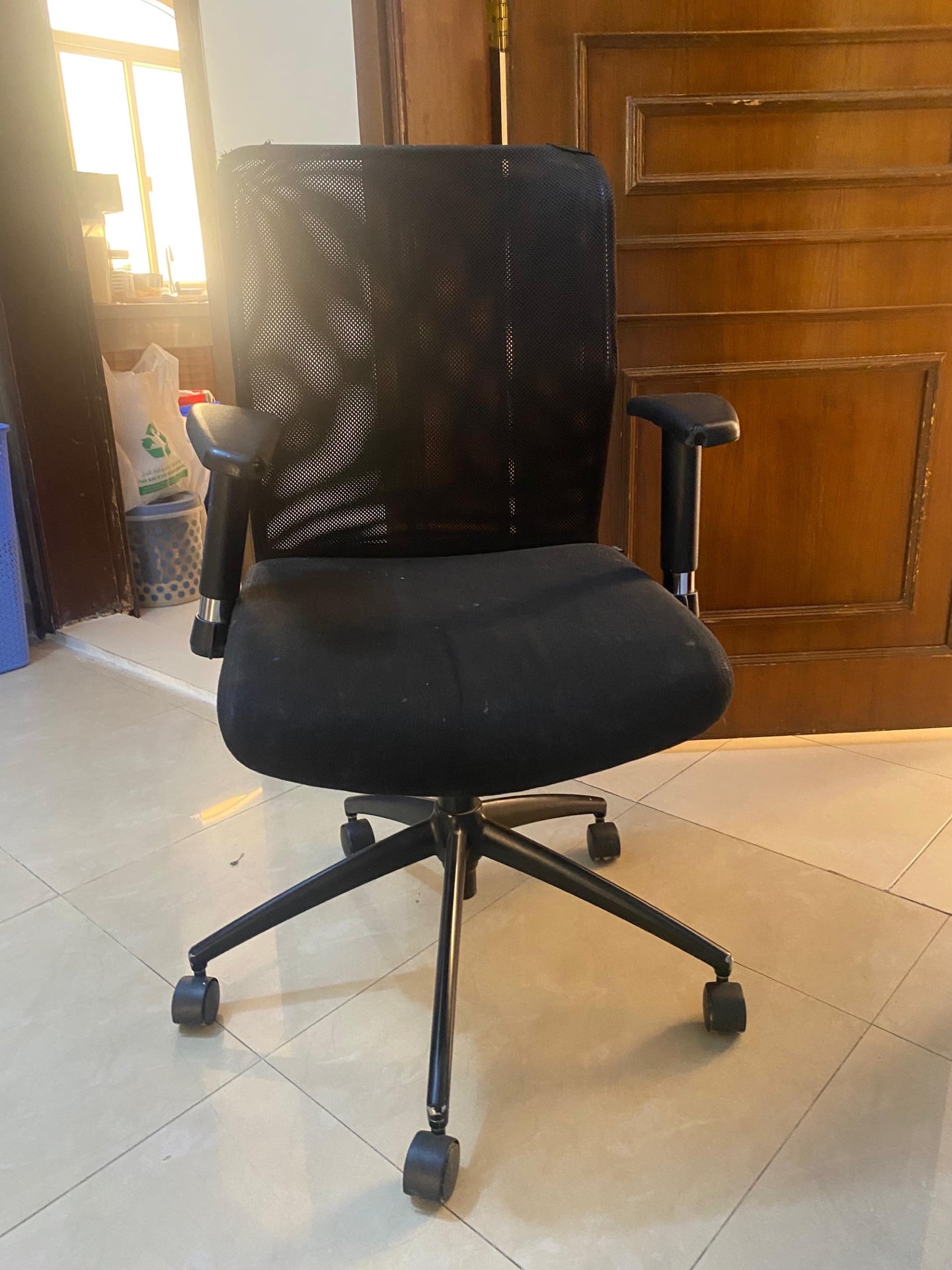 OFFICE TABLE AND CHAIR FOR VERY LOW PRICE - Image 3