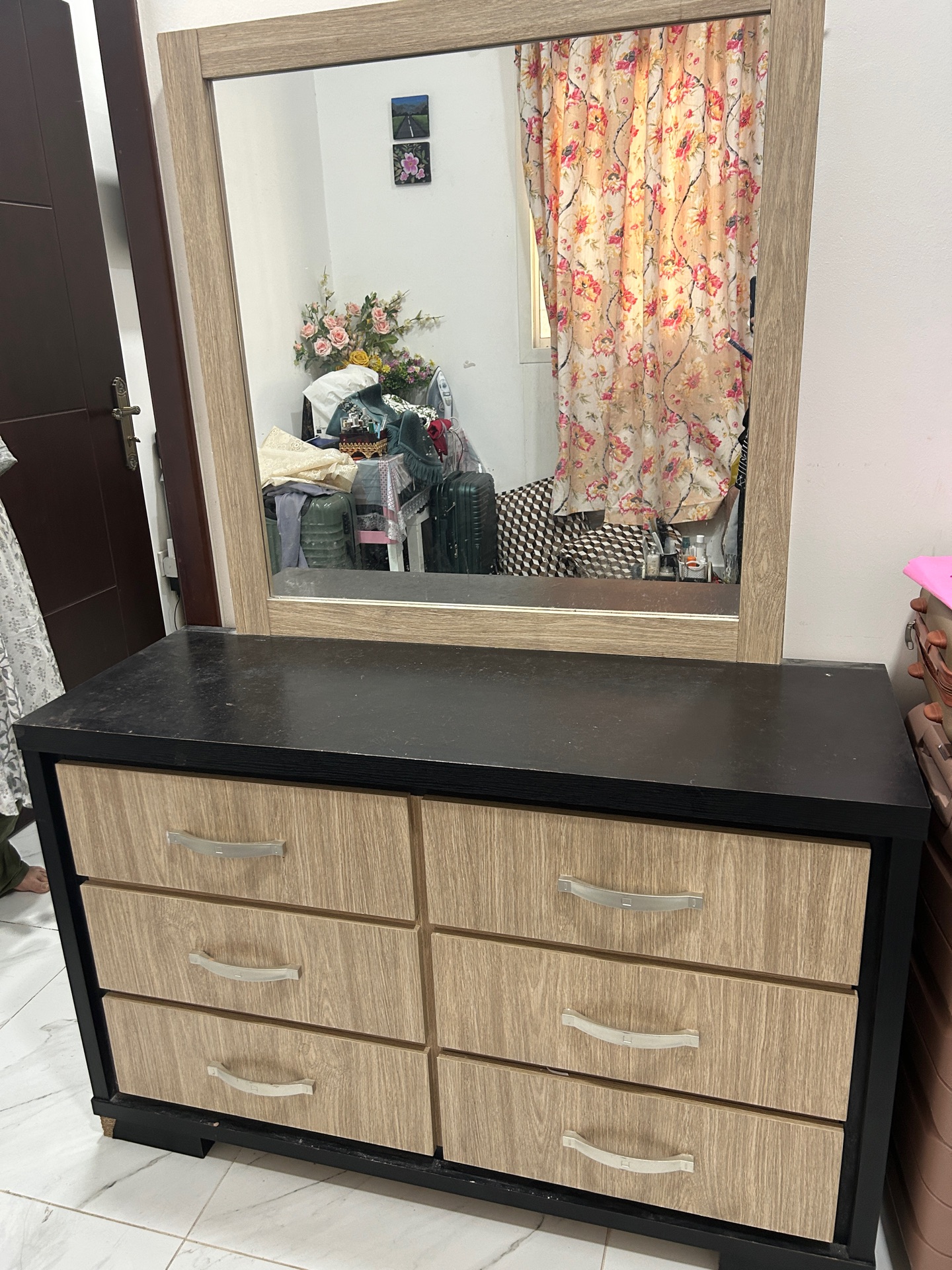 Used Dressing Table & Wardrobe - Image 2