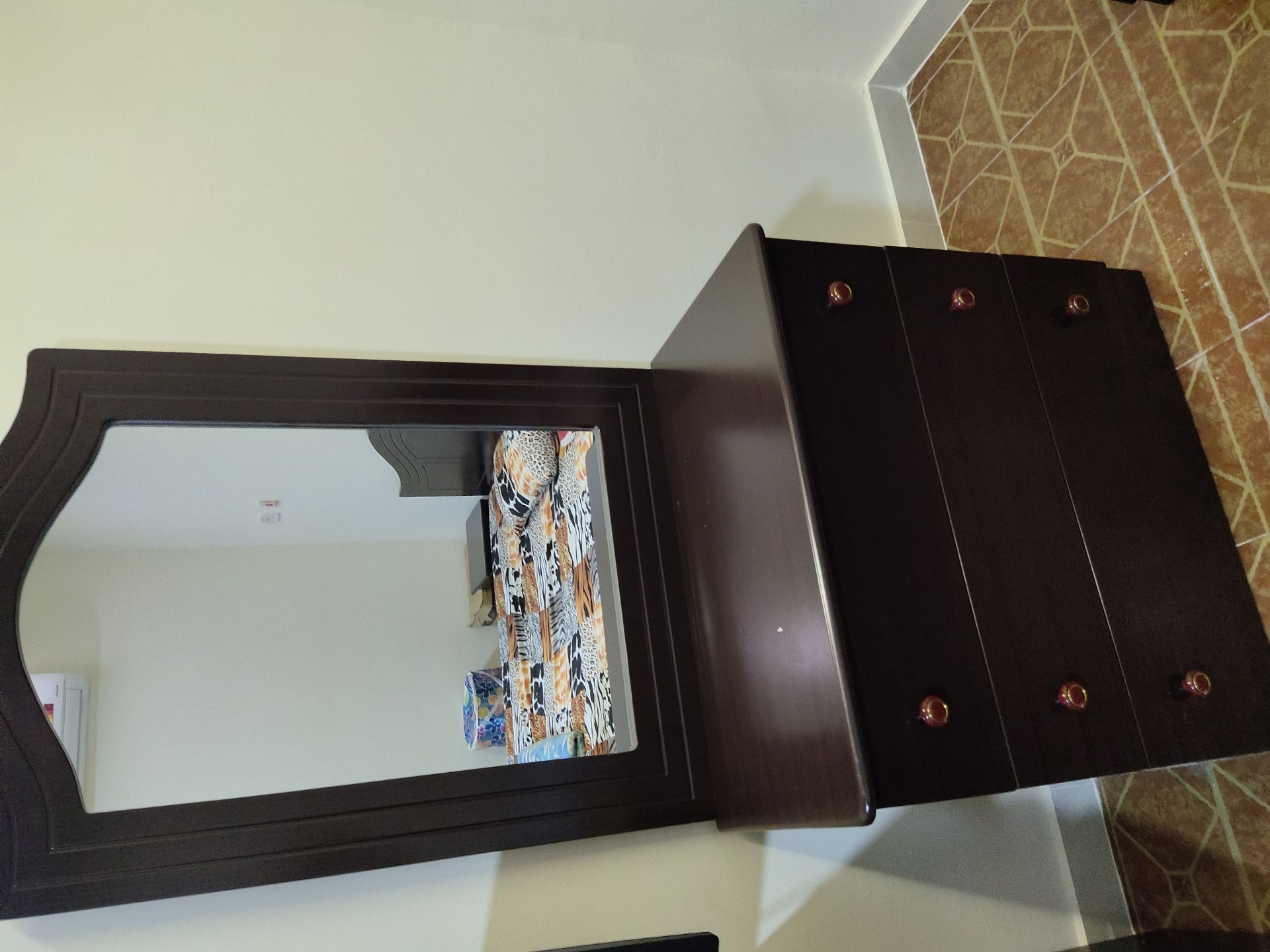 Used dressing table for sale | Items | Qatar Living Classifieds