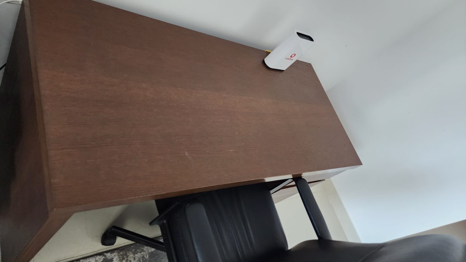 Office Desk IKEA Malm - Image 3