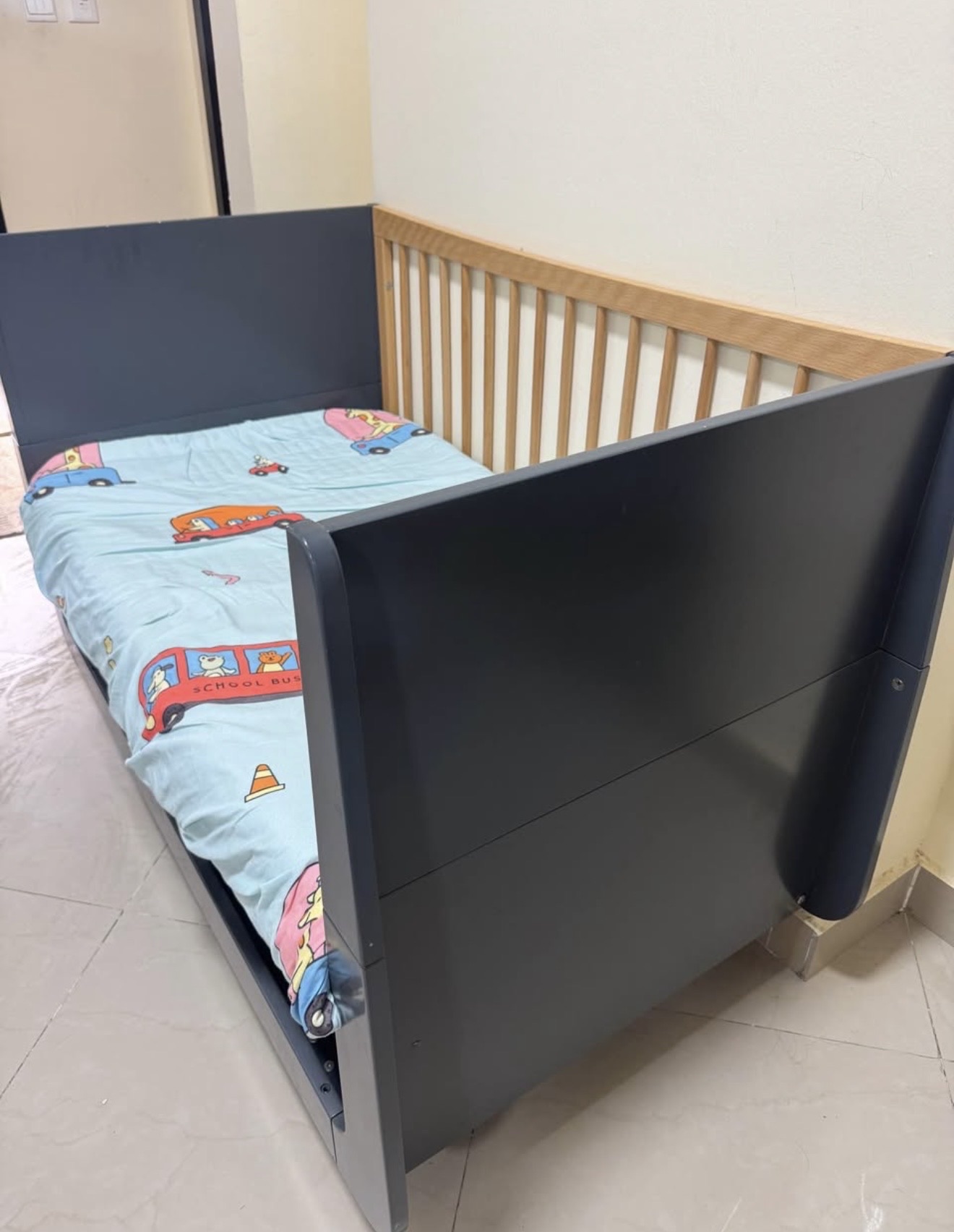 Premium baby cot/crib  - Image 3