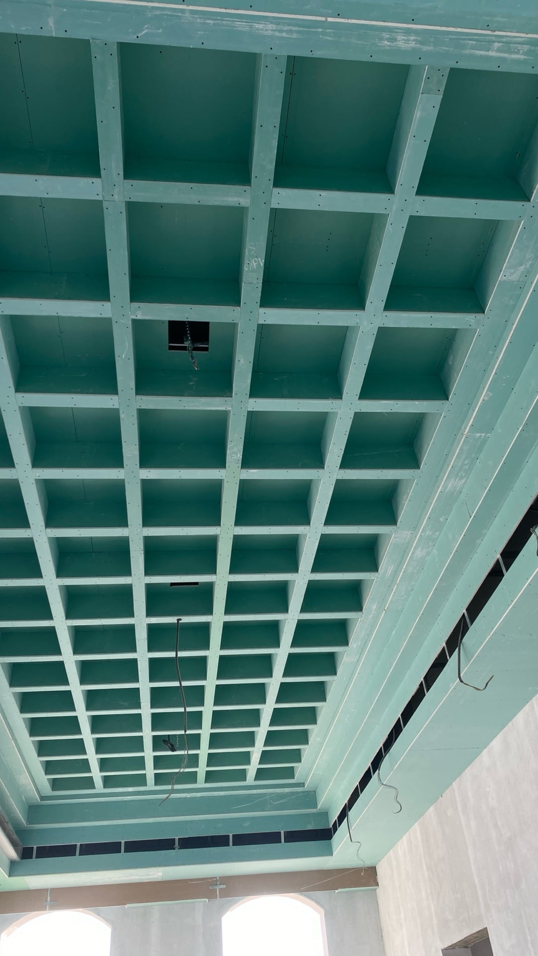 We do all kind of gypsum decor and construction work