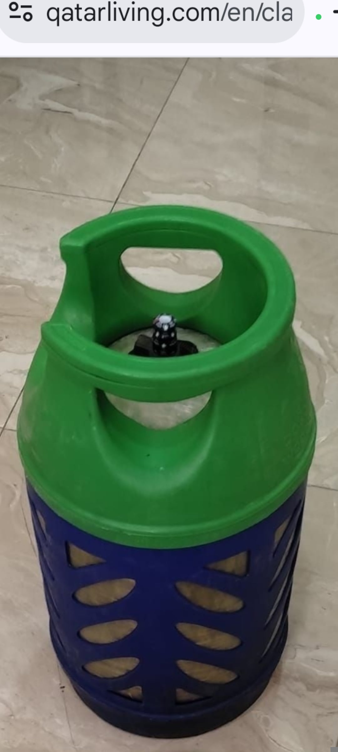 Gas cylinder with regulator  - Image 3