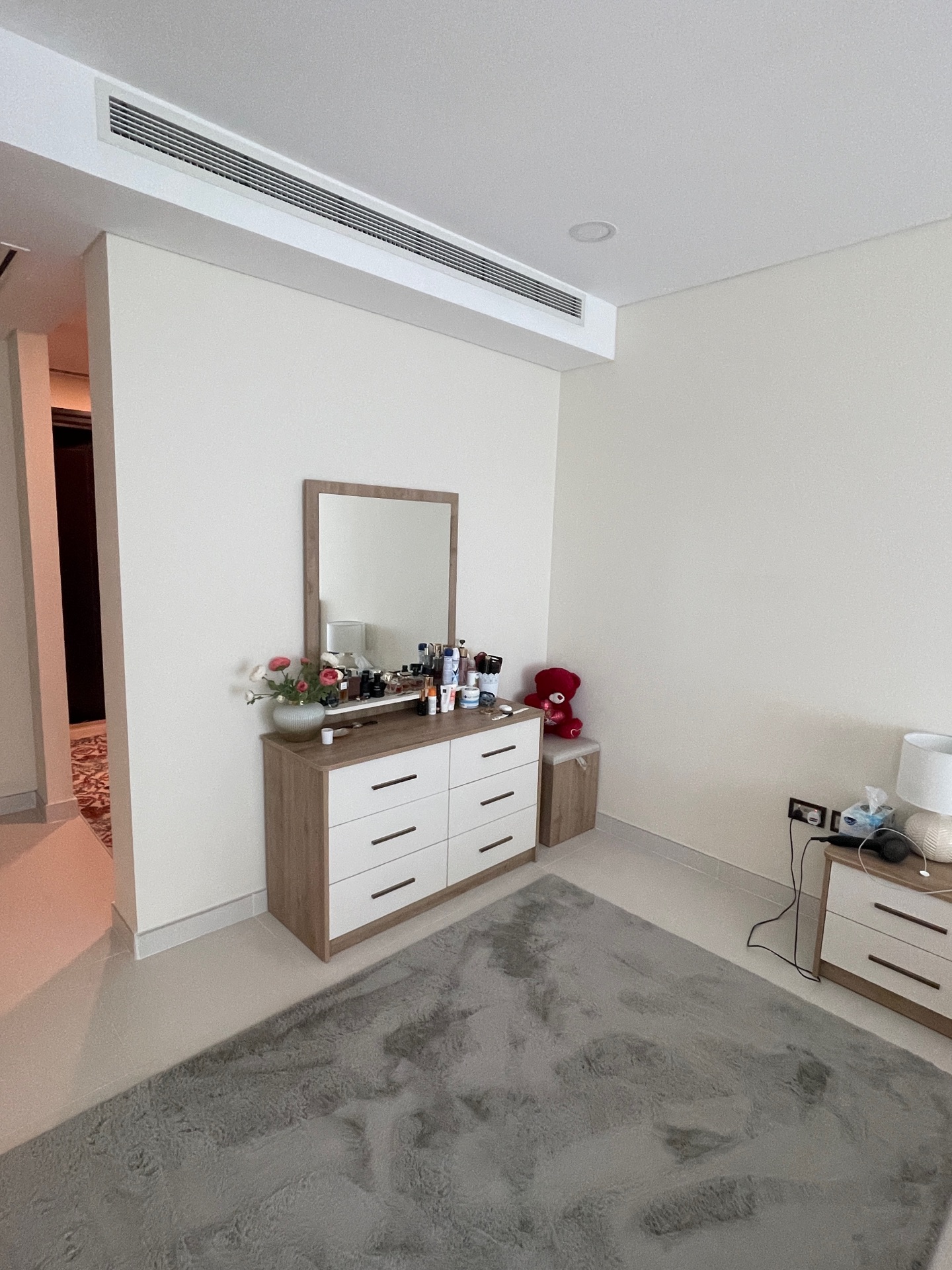 Moving Abroad – Entire Home Furniture & Decor Sale | The Pearl - Image 8