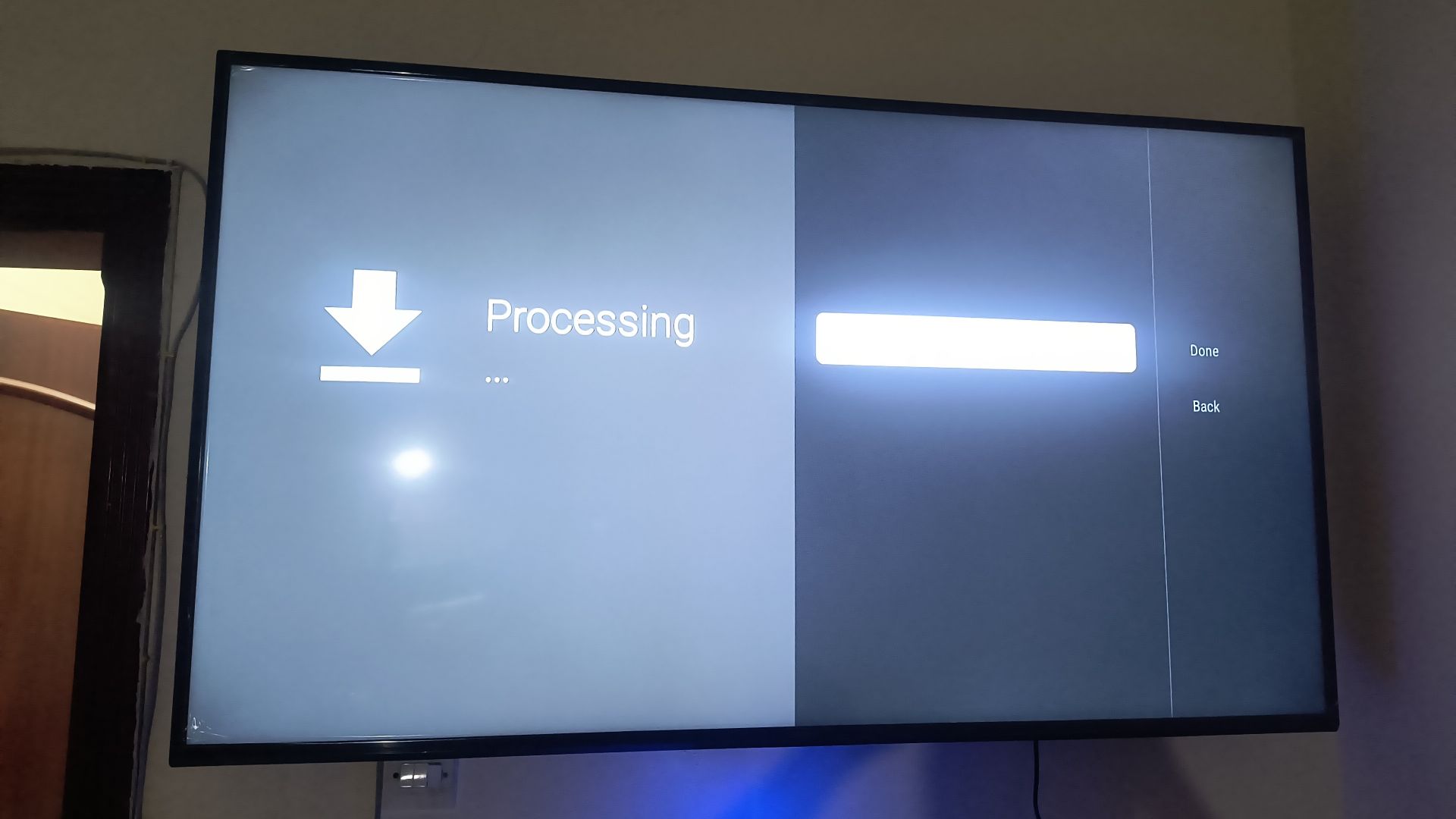 Toshiba TV 55'' broken screen for sale  - Image 4