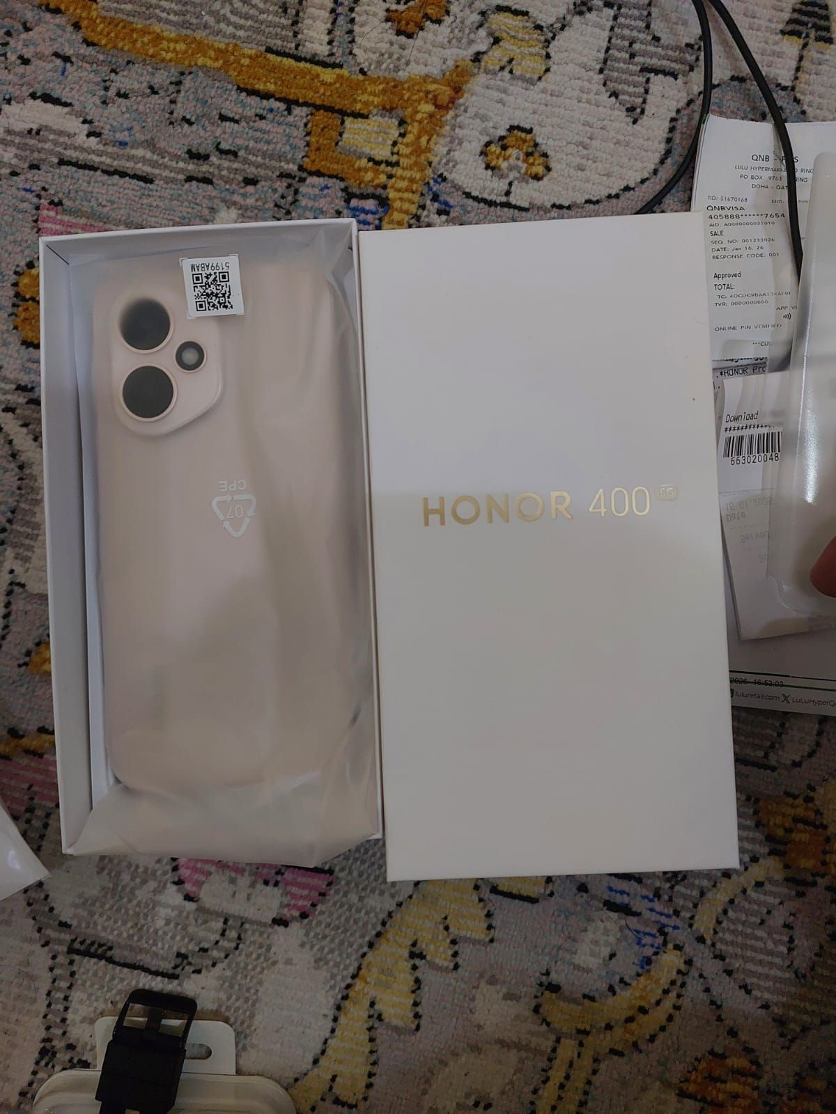 ​Honor 400 Combo (Like New Phone + New Watch + Case) - Image 9
