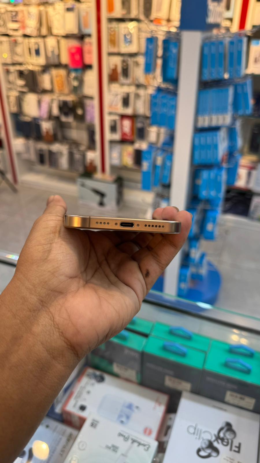 IPhone 16 Pro Max 256GB 100% - Image 4