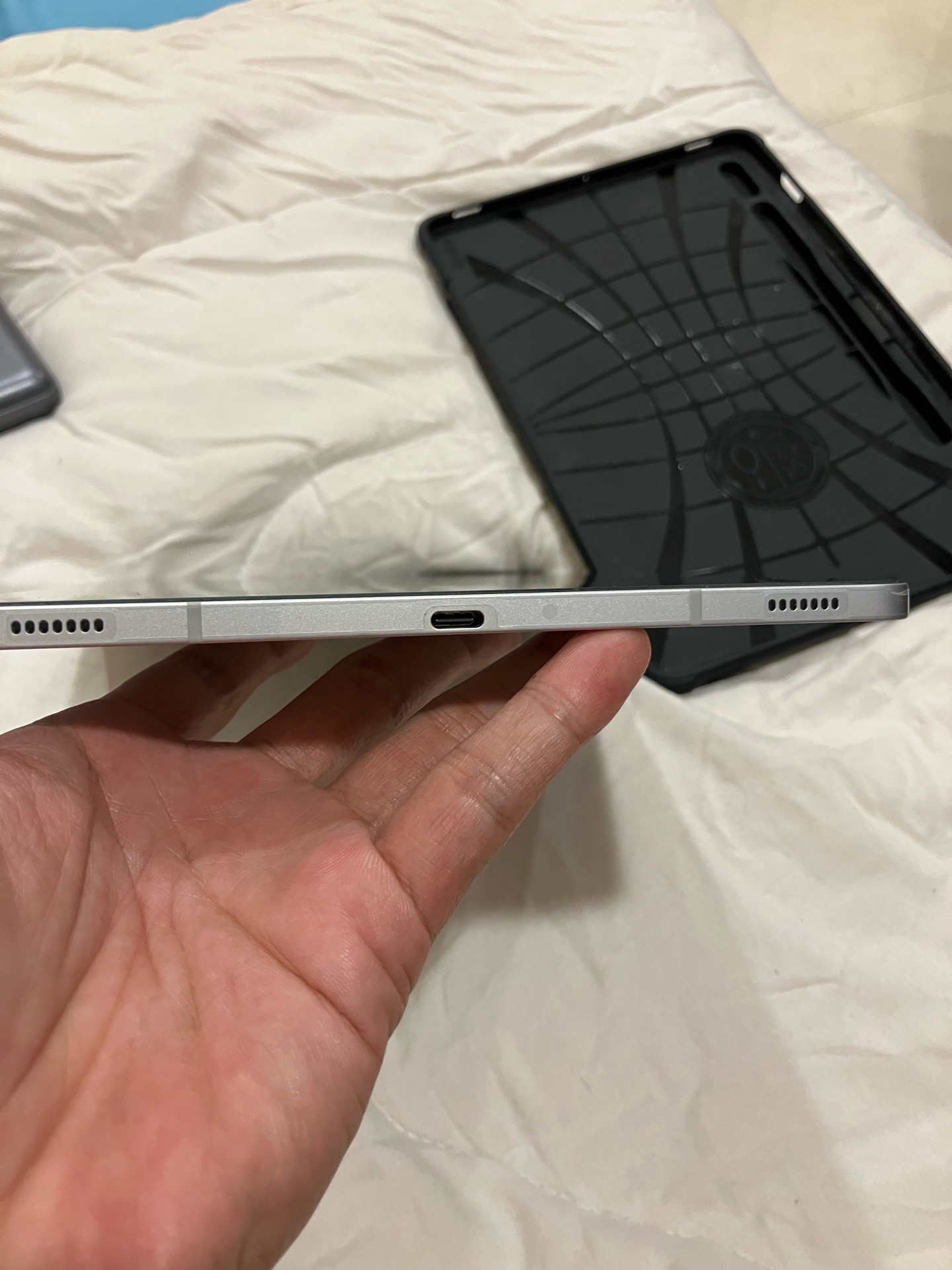 Samsung tabs S8 128gb WiFi  - Image 5