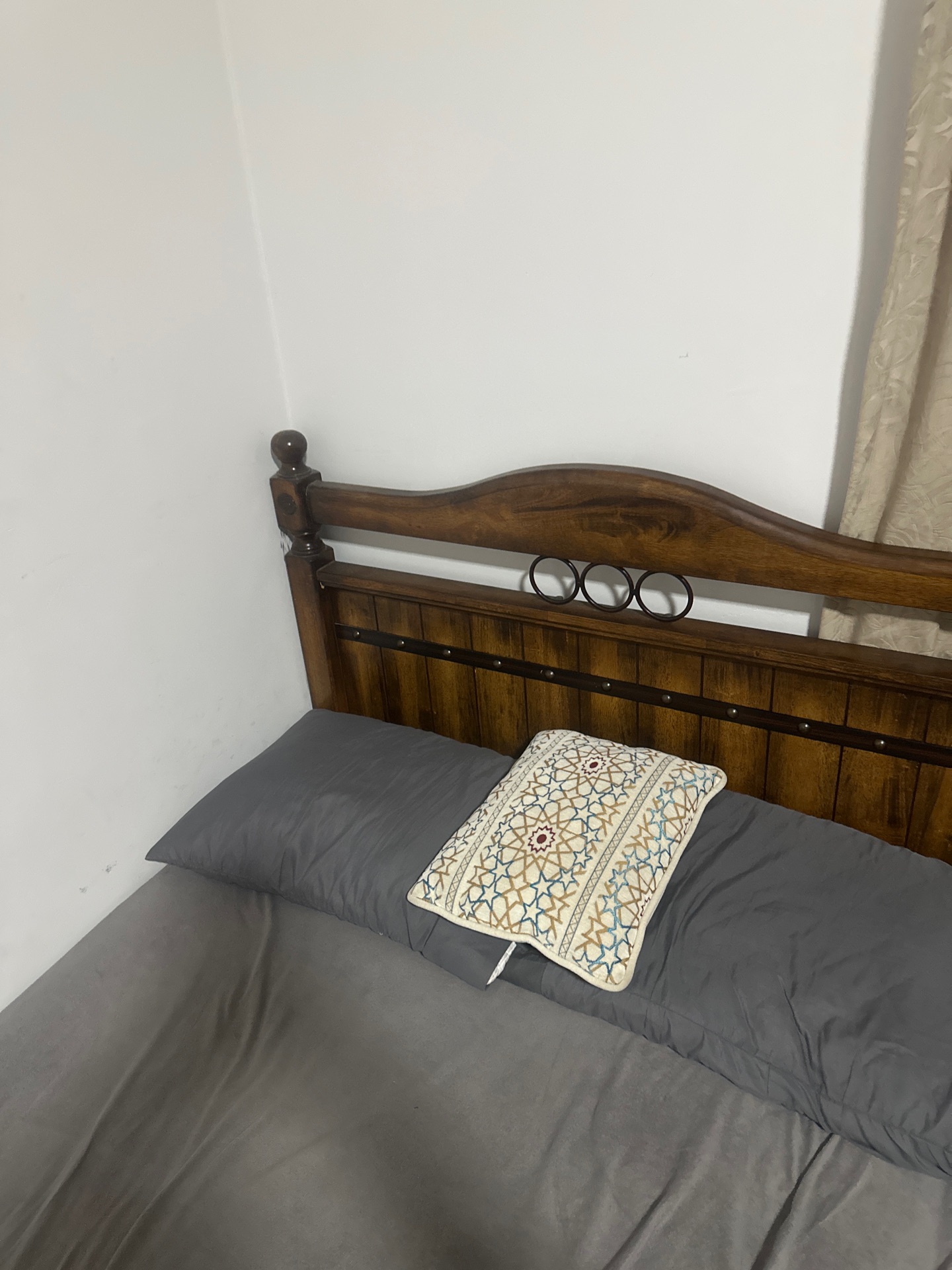 Wooden strong Bed with spring mattress and pillows  - Image 4