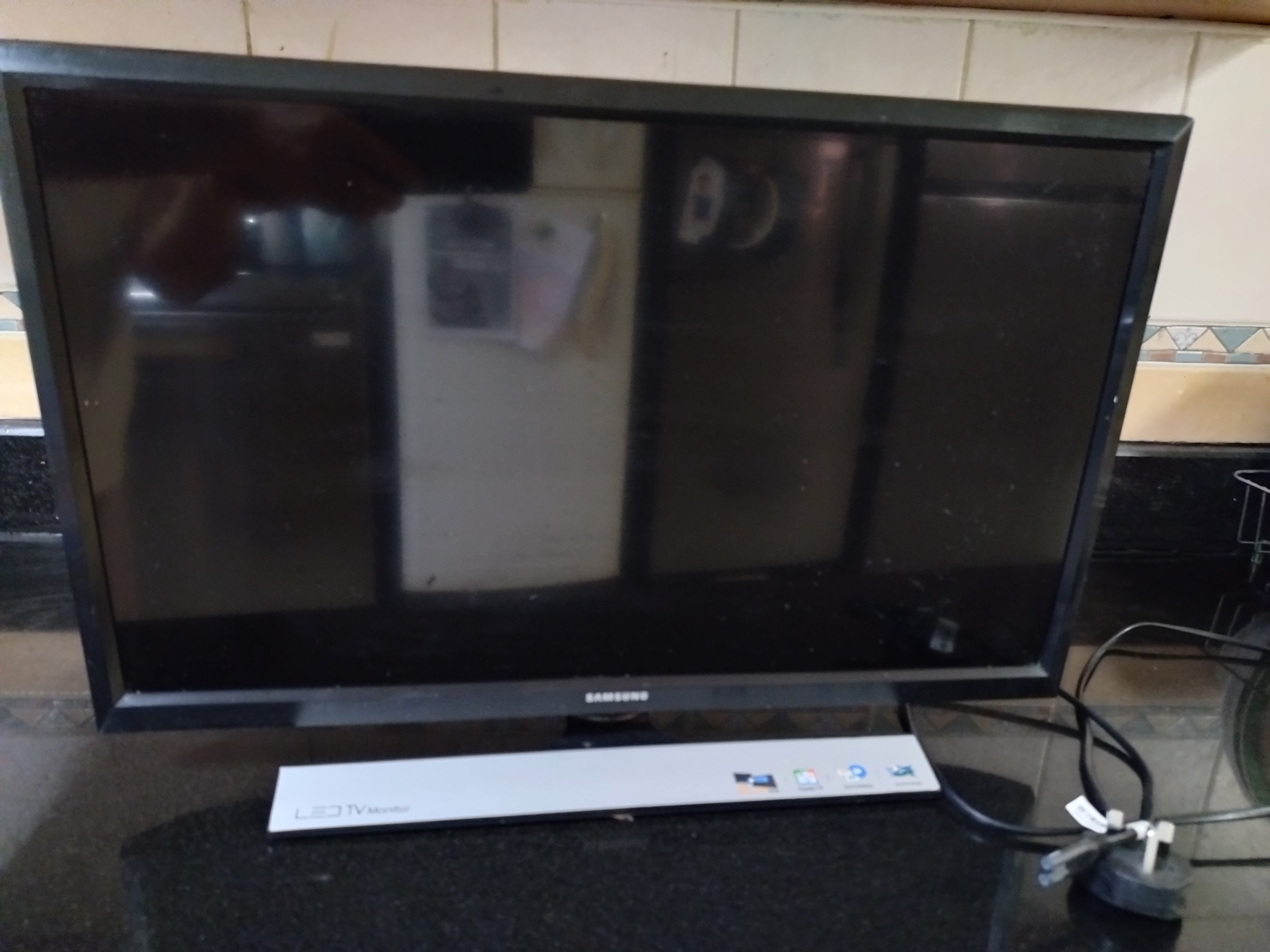 TV & monitor2in1 Samsung delivery  - Image 7