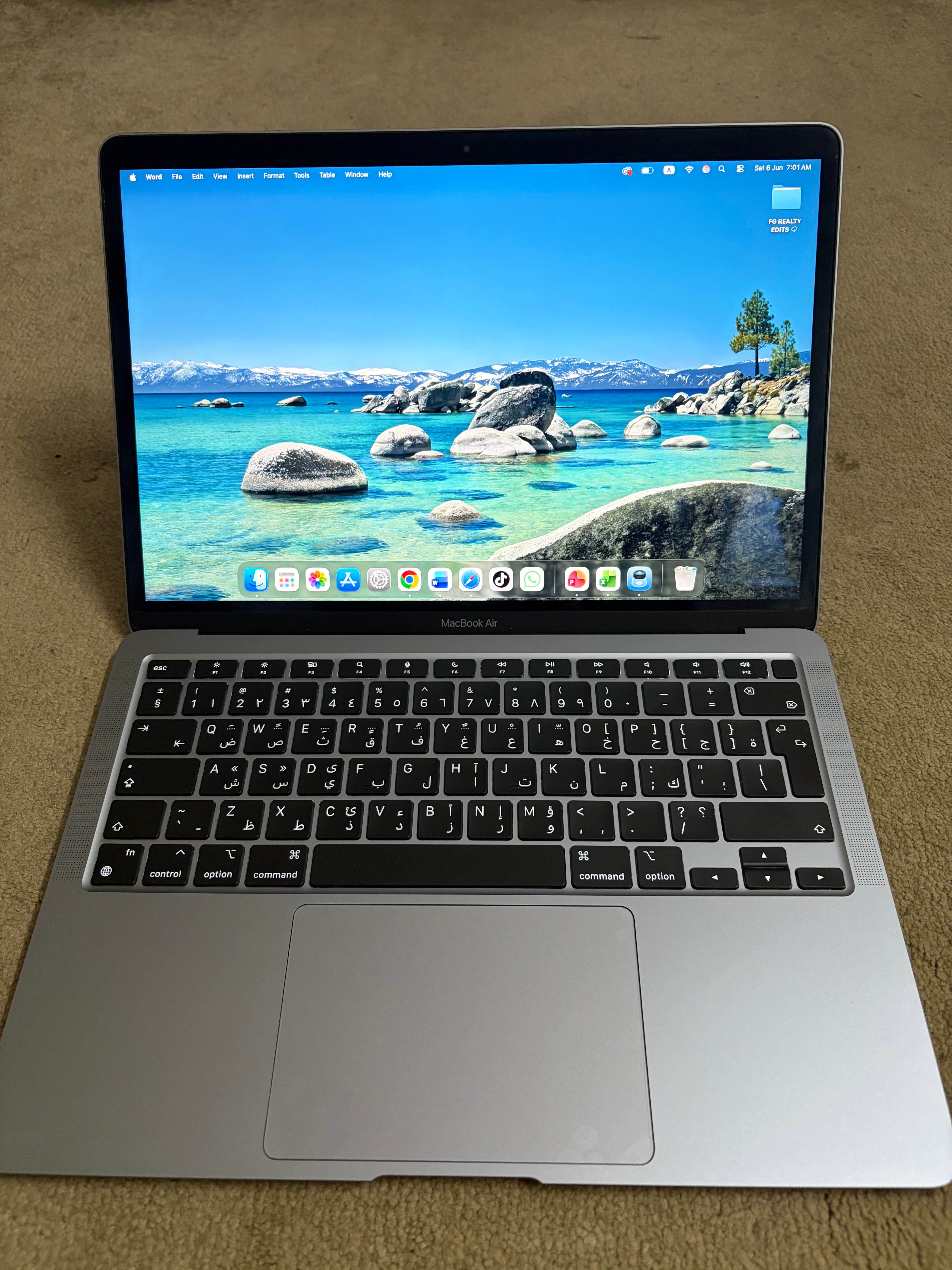 Laptop - Image 3