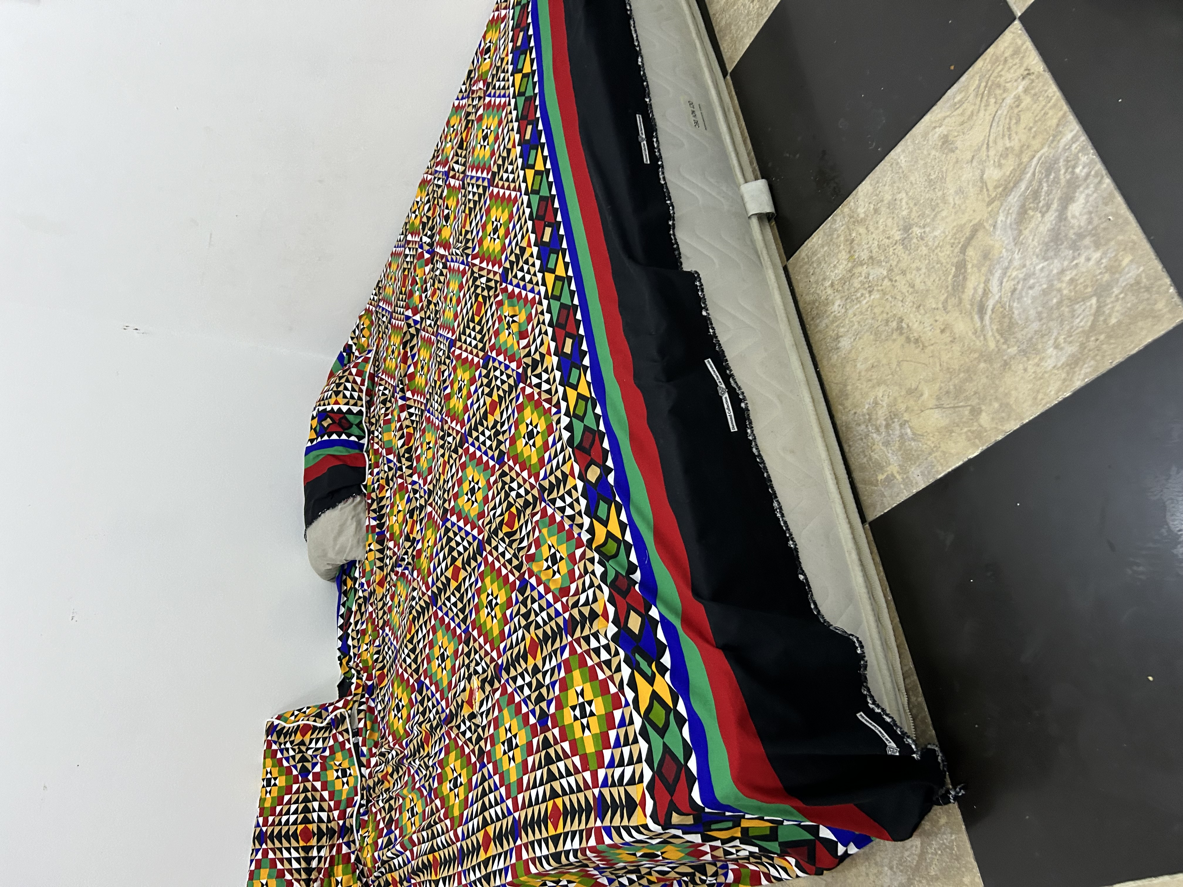 Bed and mattress for urgent sale - Image 2