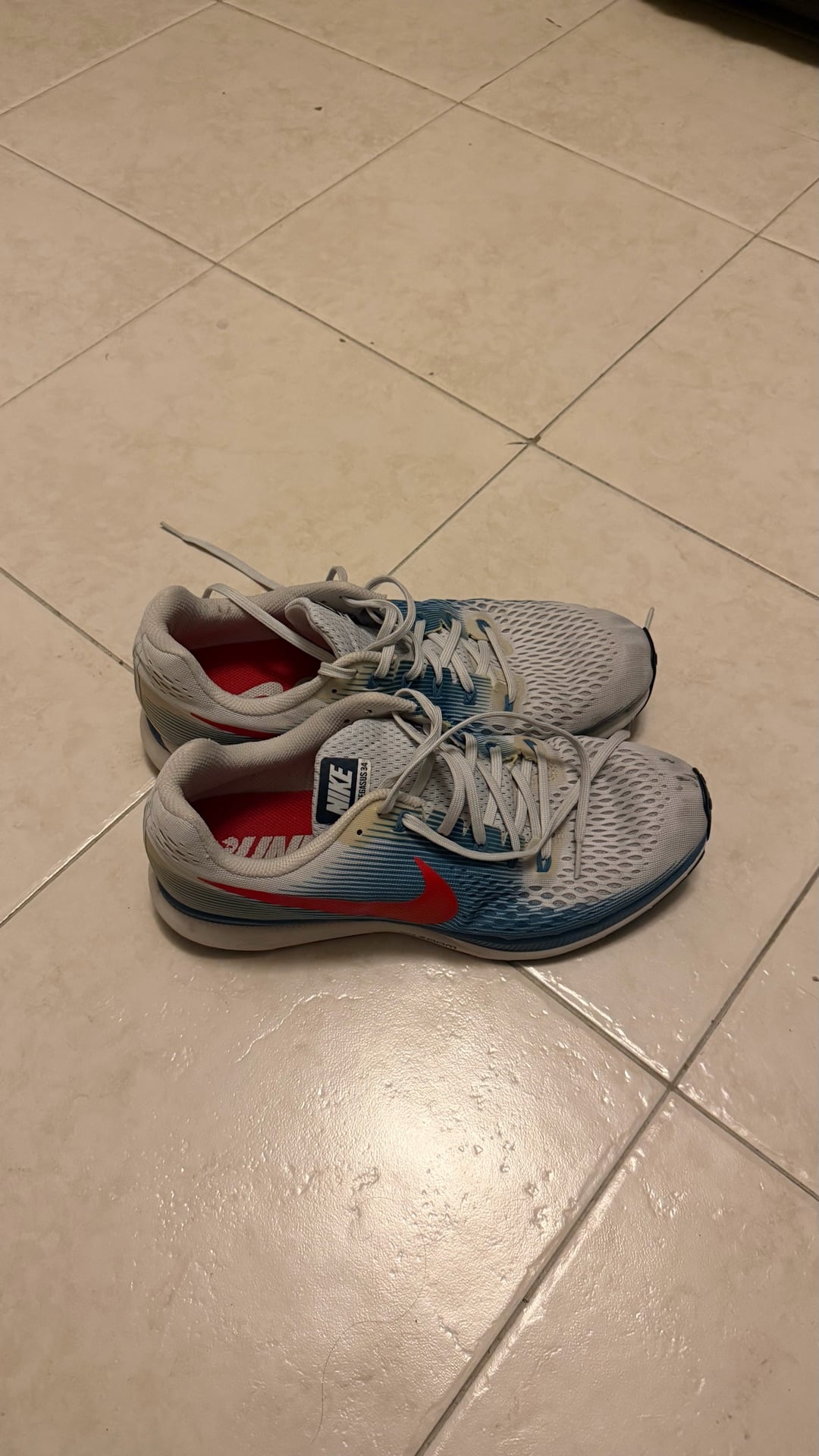 Nike Trainers Size 47.5 - Image 8