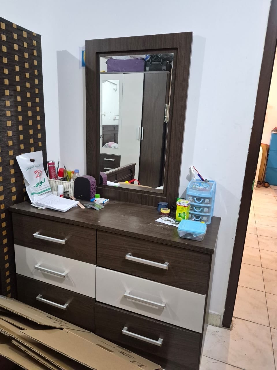 Dressing table , urgent sale  - Image 3