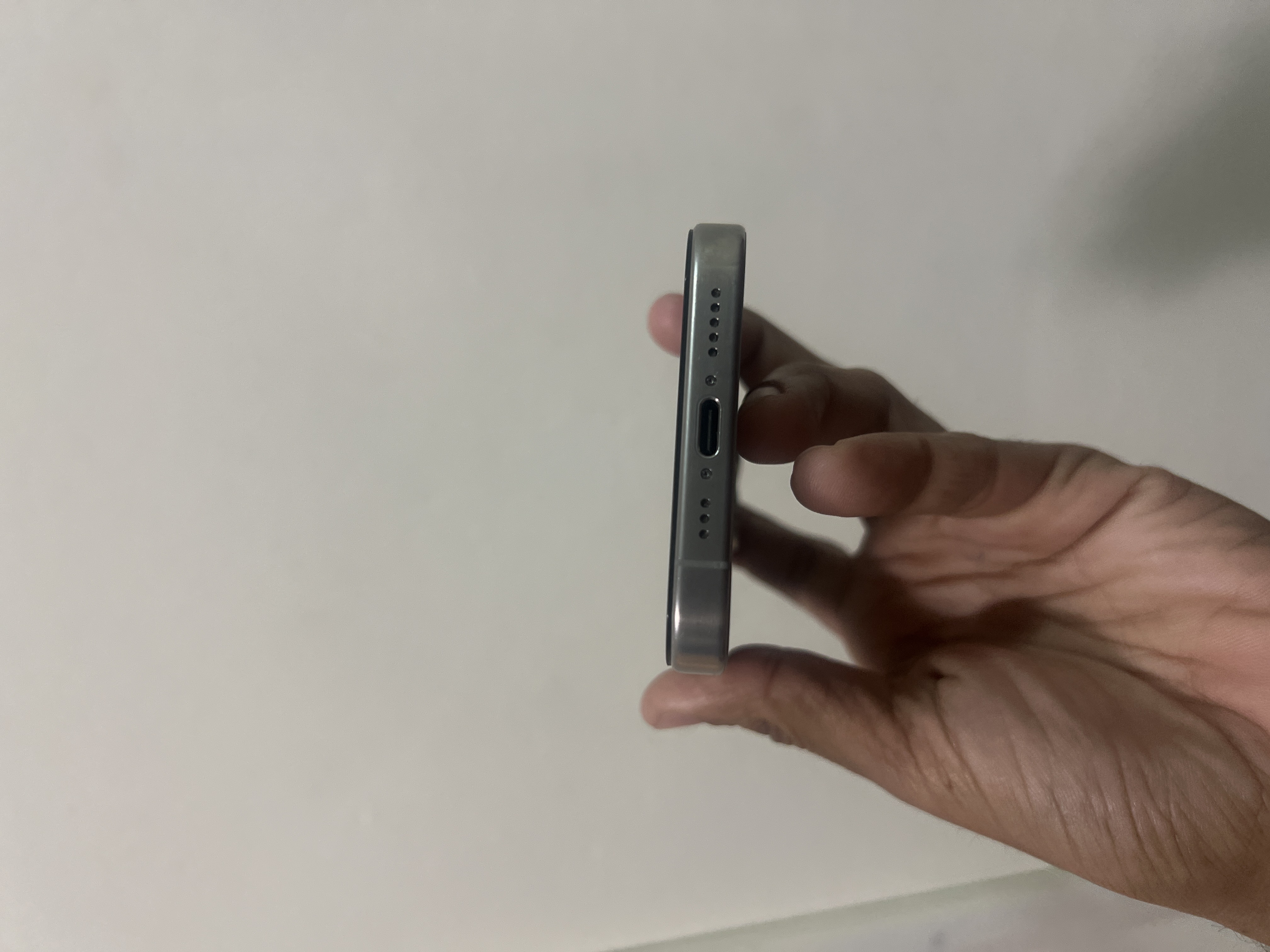 iPhone 15 pro - Image 3
