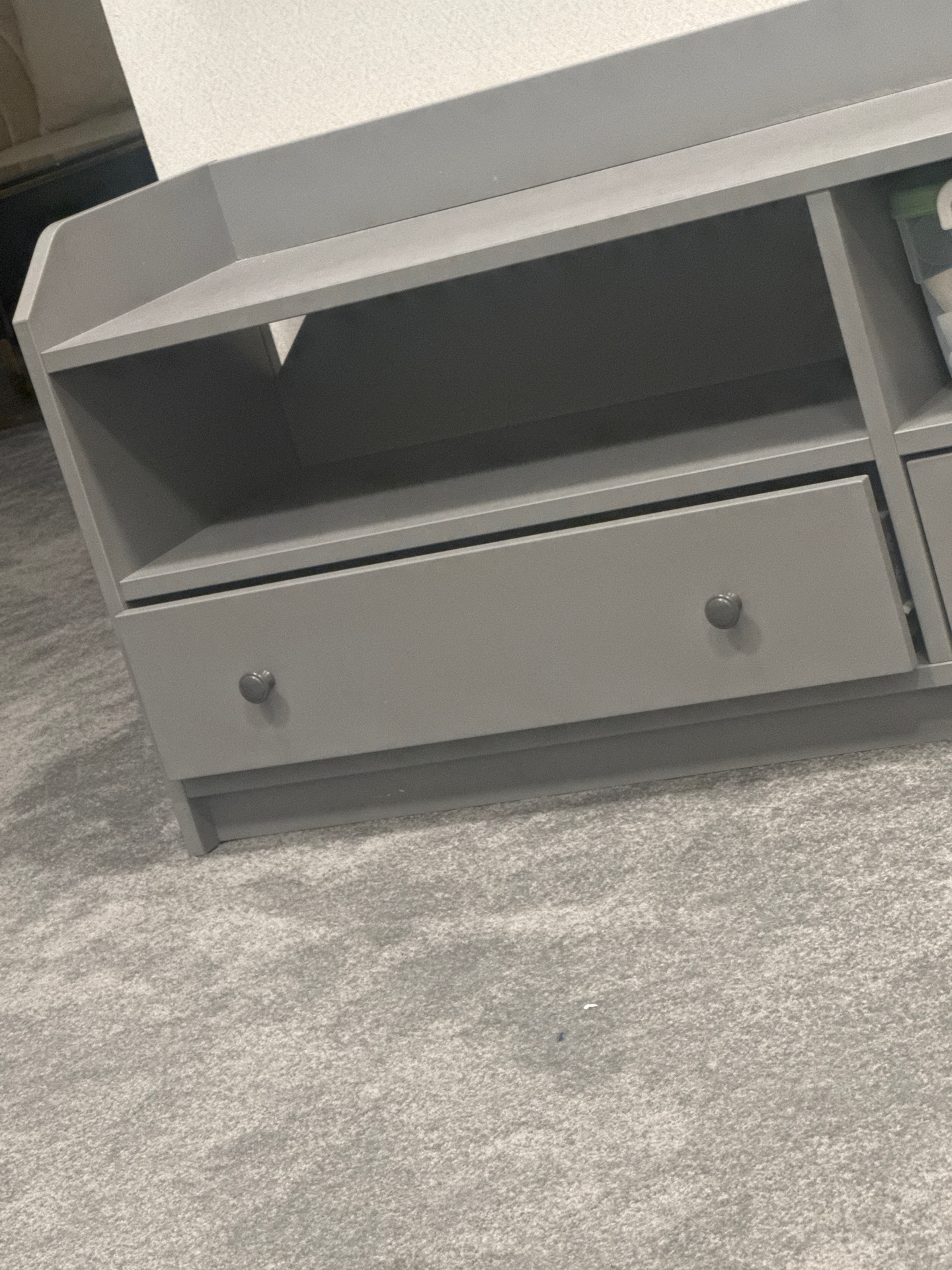 TV stand- Ikea - Image 2