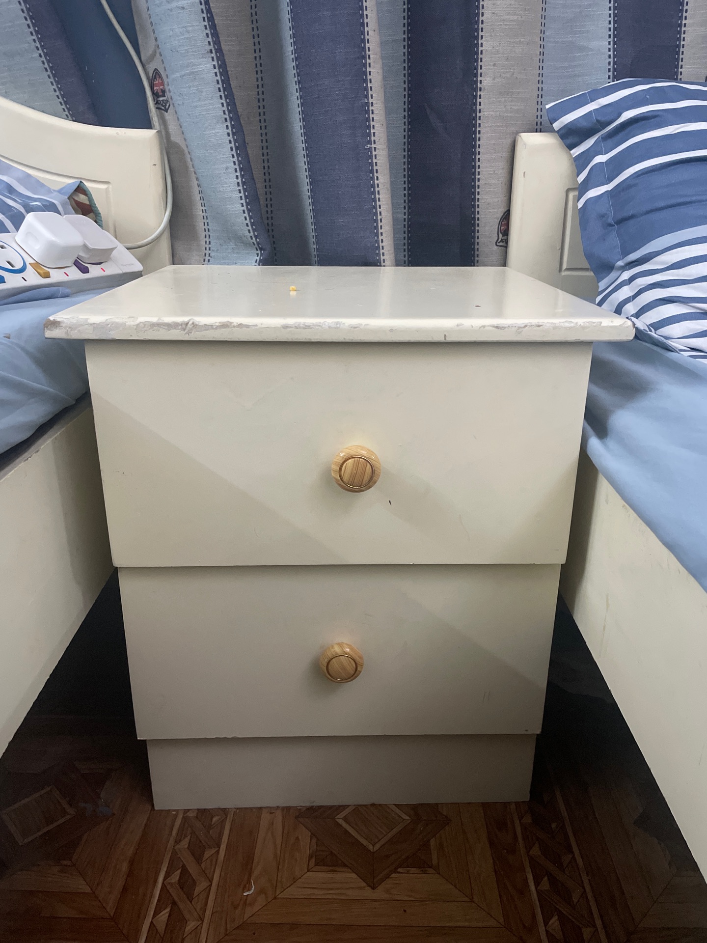 Beds amd wardrobe  - Image 4