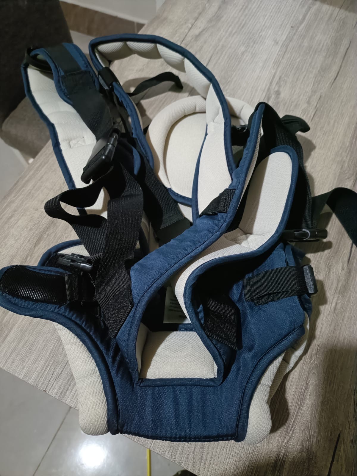 Baby carrier  - Image 2