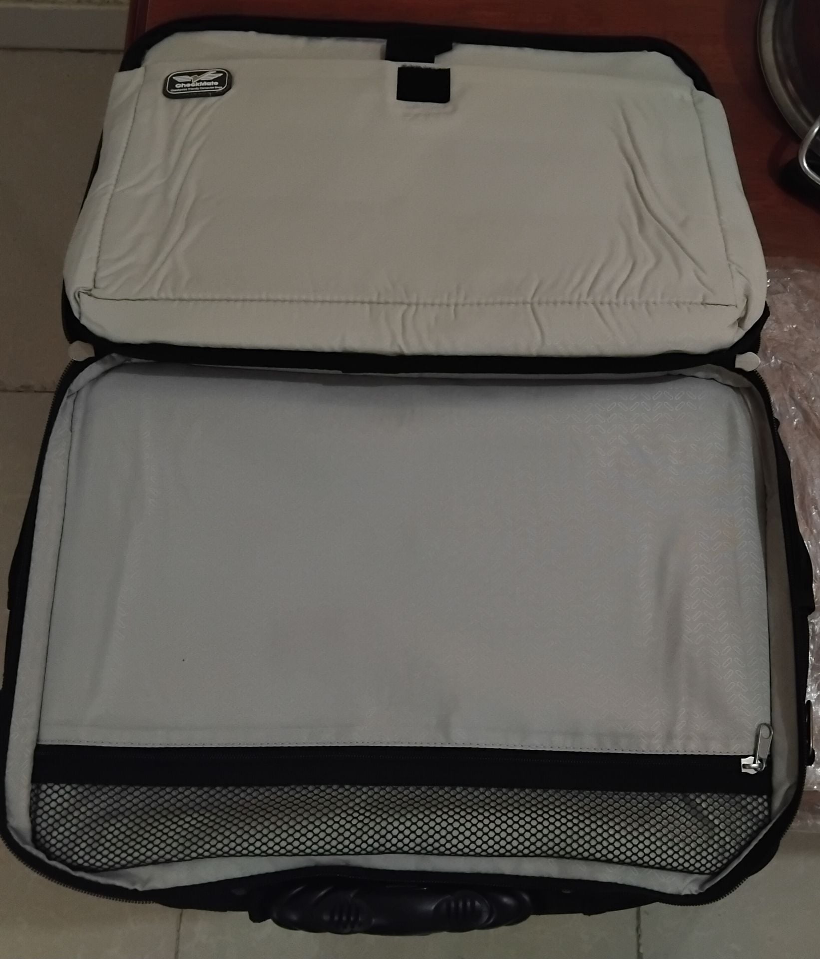 SCHOOL BAG BIG SIZE NEW NOT USED " ELLEVEN BAGS " BRAND  - Image 7